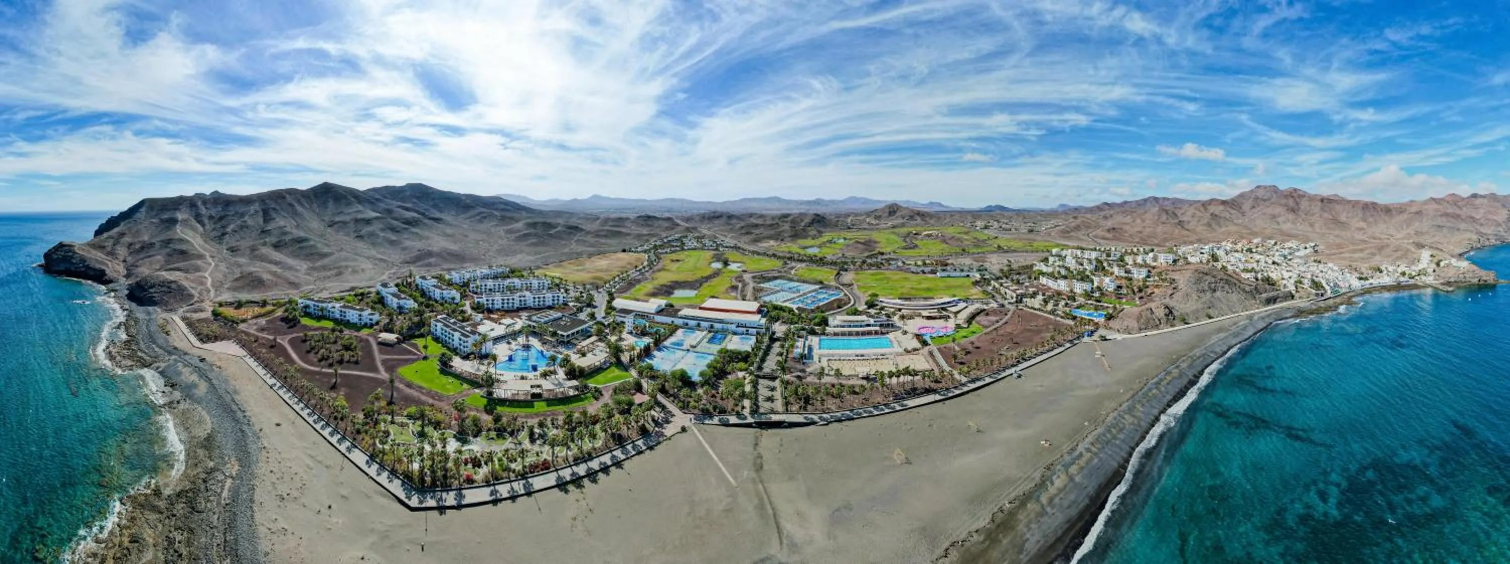 Property building in Playitas Villas - Sports Resort