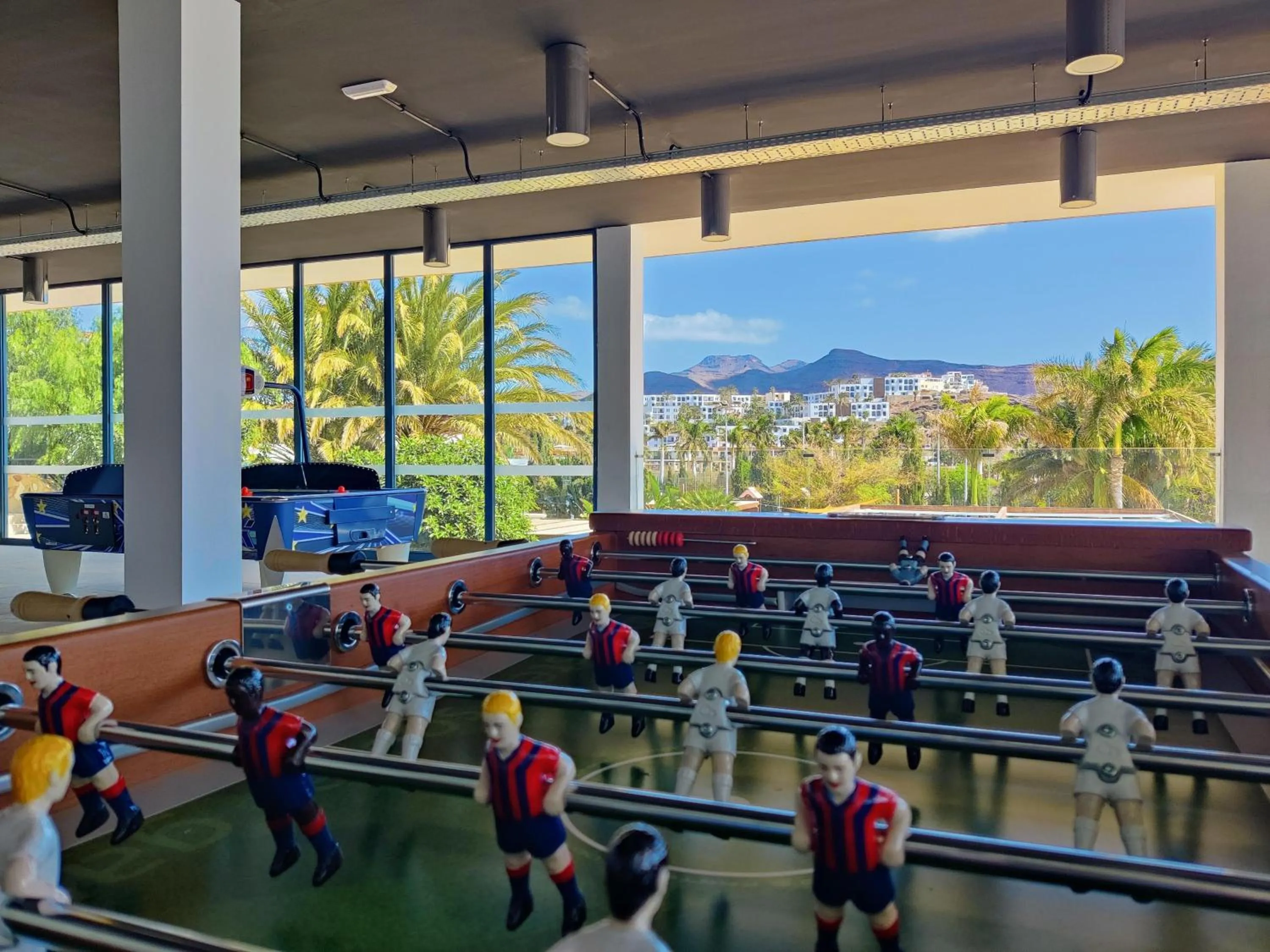 Family in Playitas Villas - Sports Resort