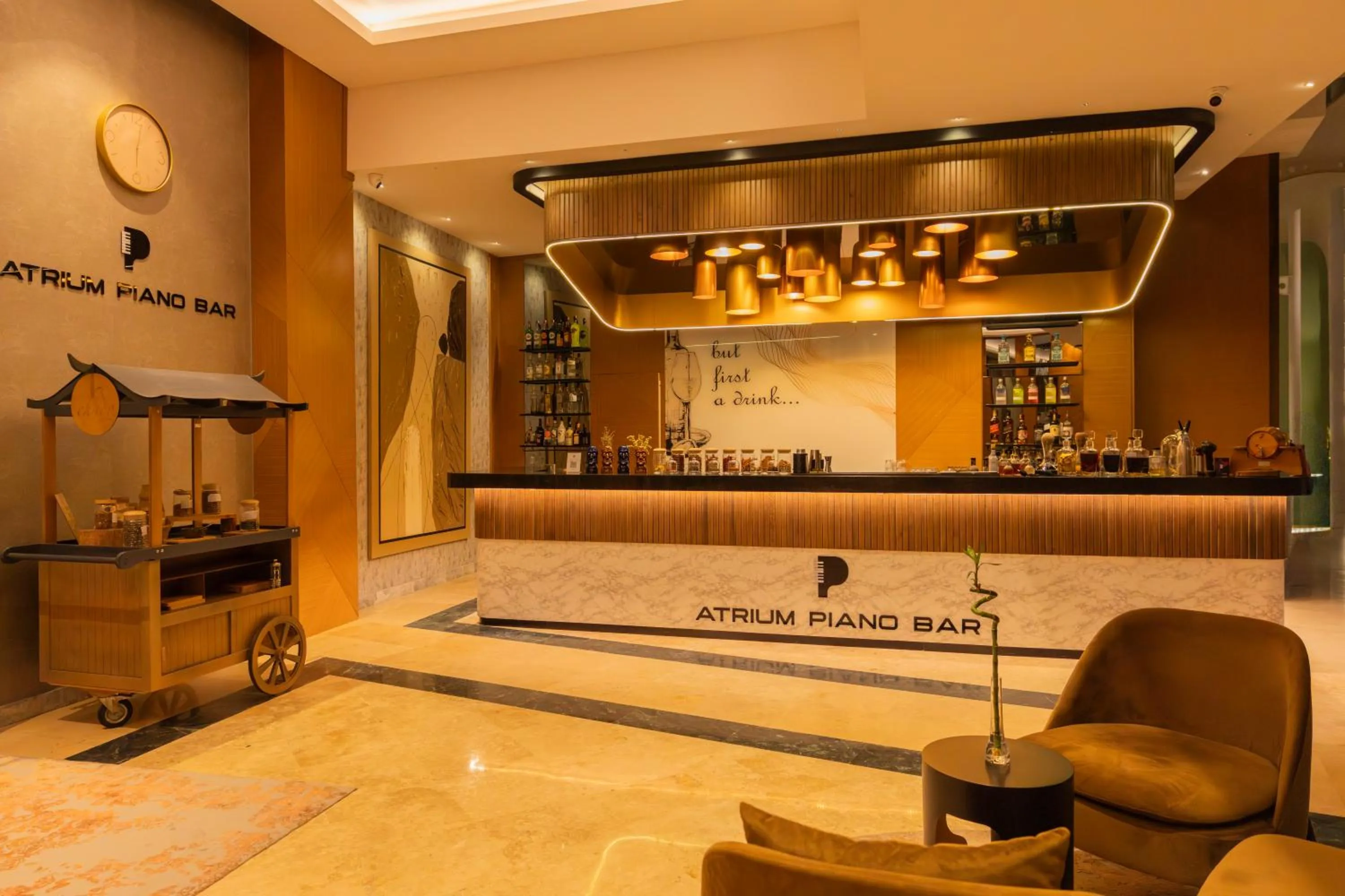 Lounge or bar in Rixos Park Belek - The Land Of Legends Access