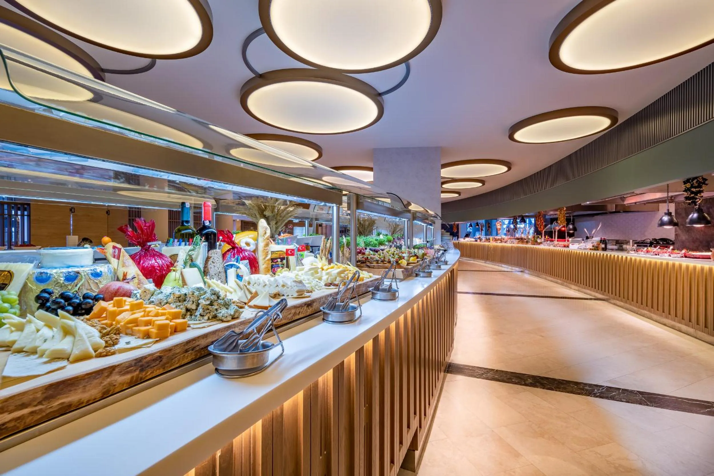 Restaurant/places to eat in Rixos Park Belek - The Land Of Legends Access