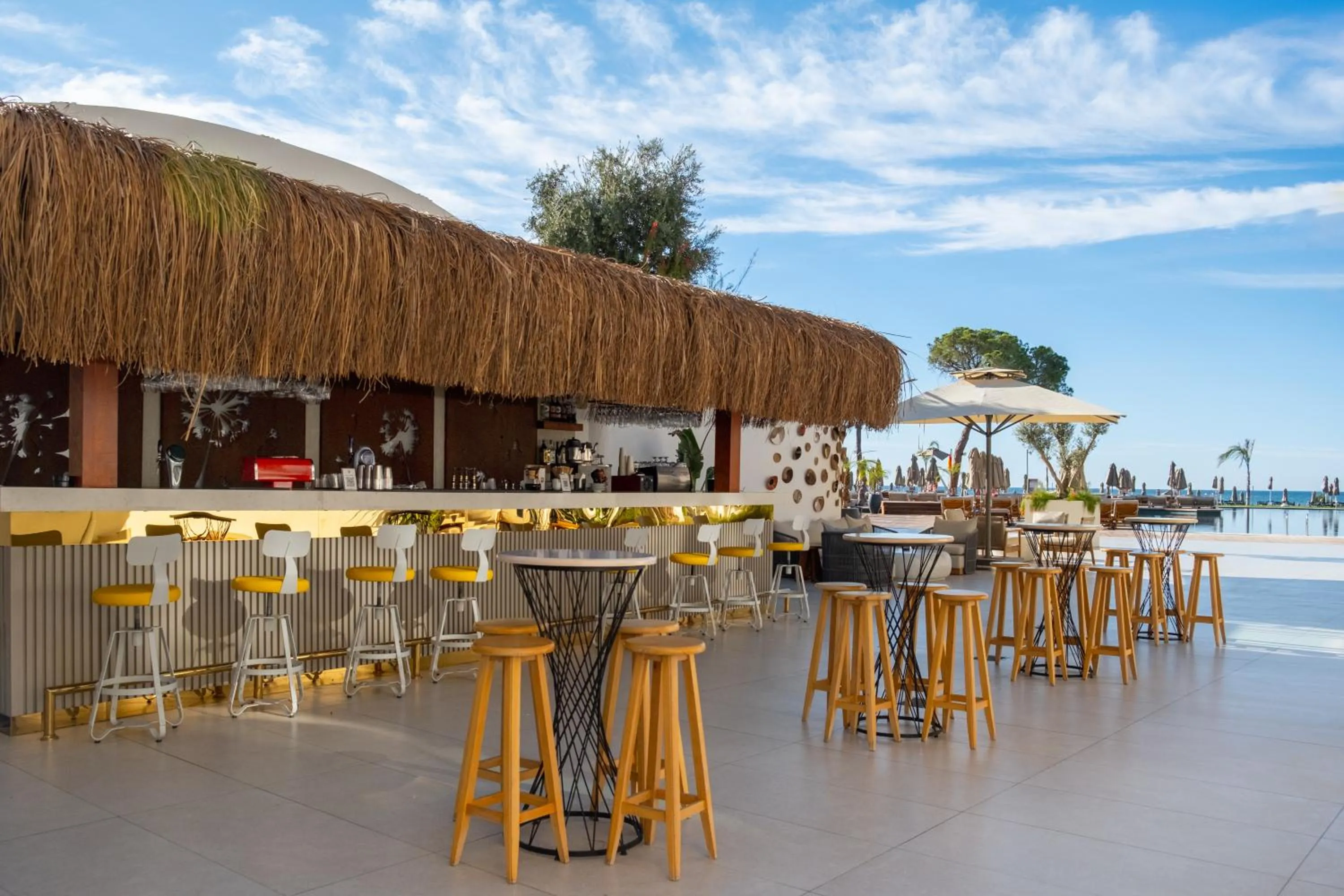 Lounge or bar in Rixos Park Belek - The Land Of Legends Access