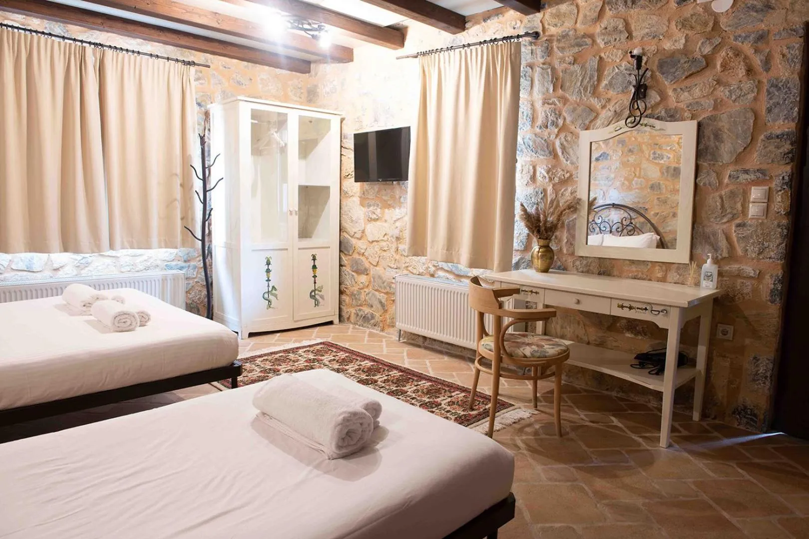 Photo of the whole room, Bed in Lithea Mountain Resort