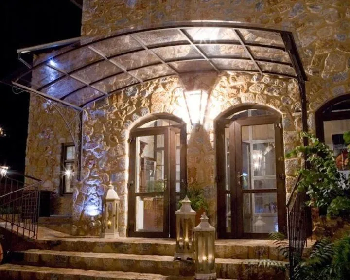 Facade/entrance in Lithea Mountain Resort