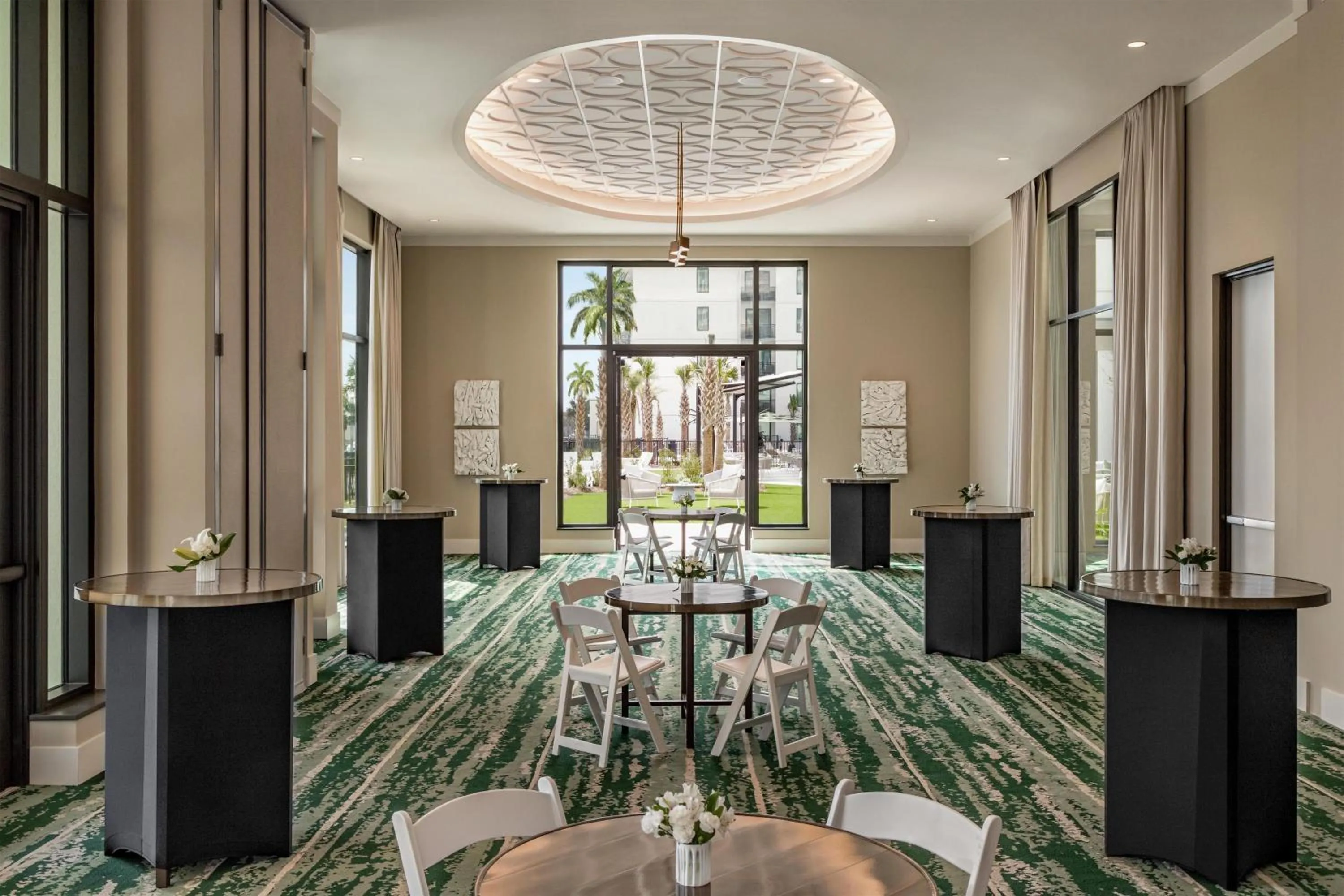 Meeting/conference room in Embassy Suites By Hilton Panama City Beach Resort