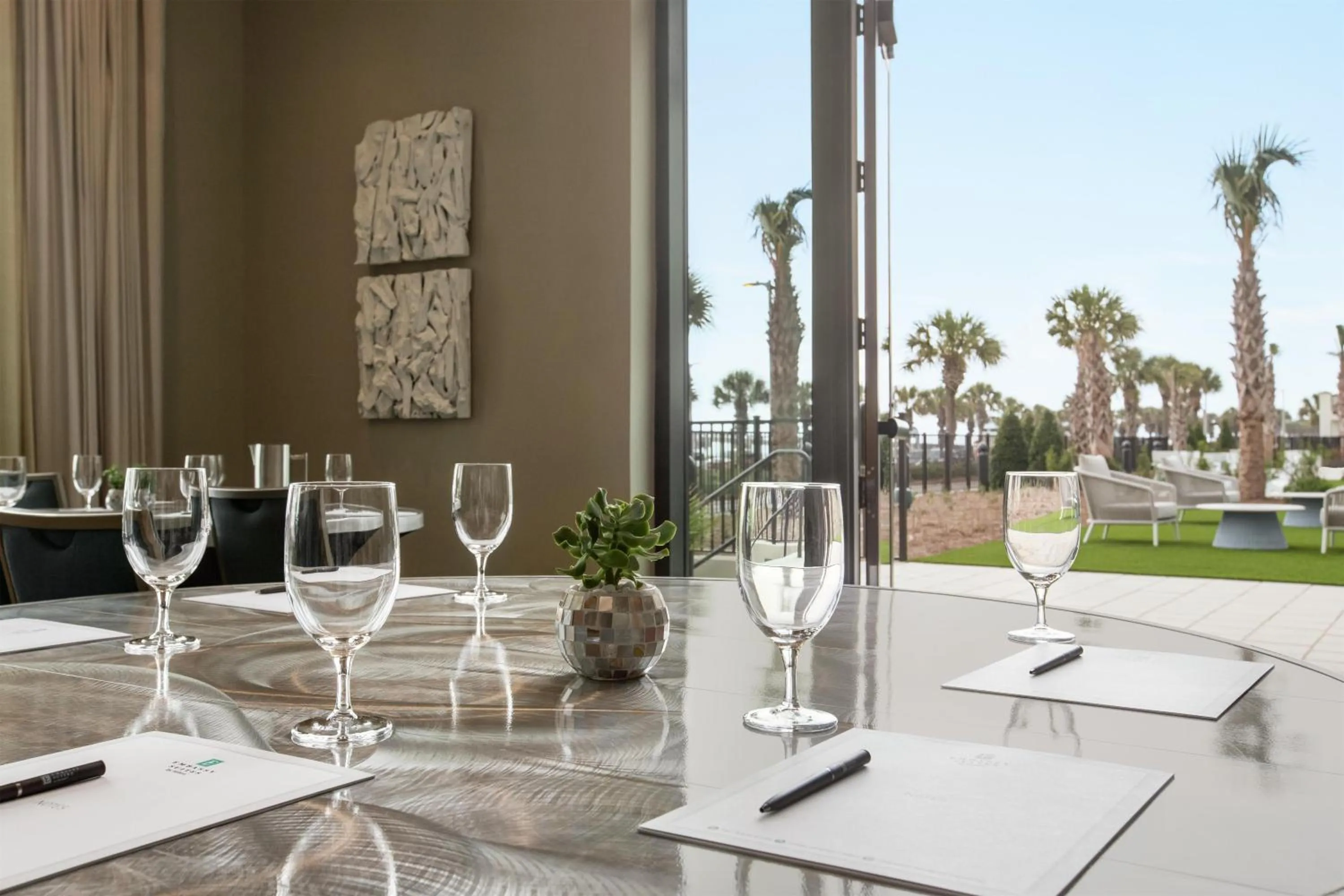 Meeting/conference room in Embassy Suites By Hilton Panama City Beach Resort