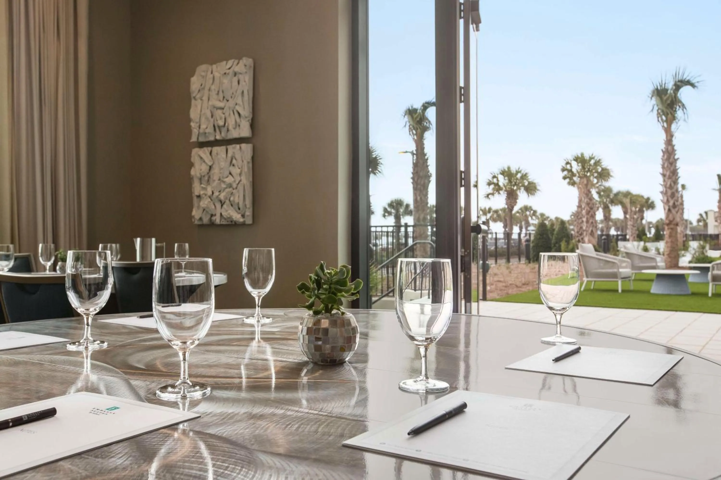 Meeting/conference room in Embassy Suites By Hilton Panama City Beach Resort