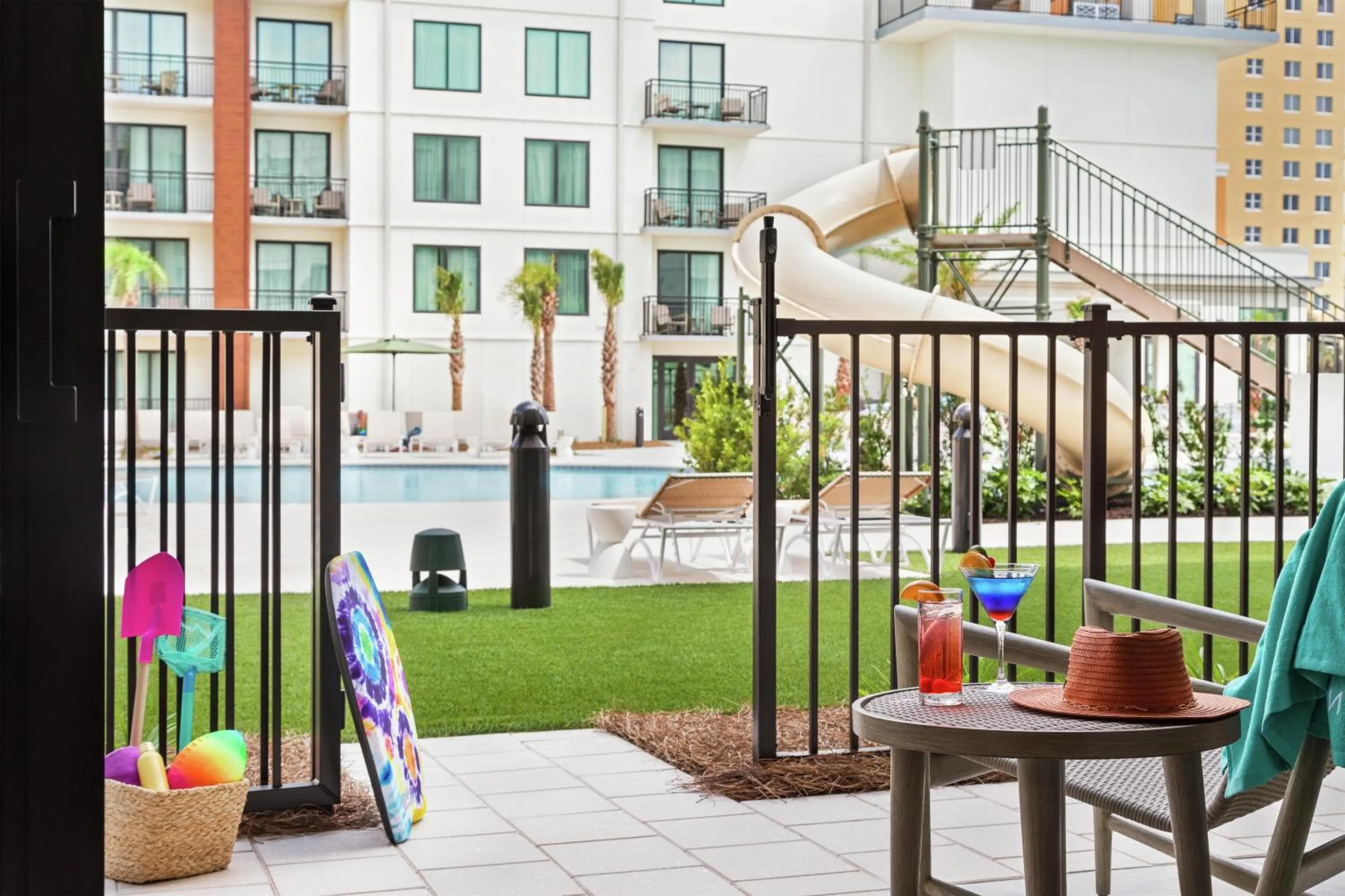 Photo of the whole room in Embassy Suites By Hilton Panama City Beach Resort