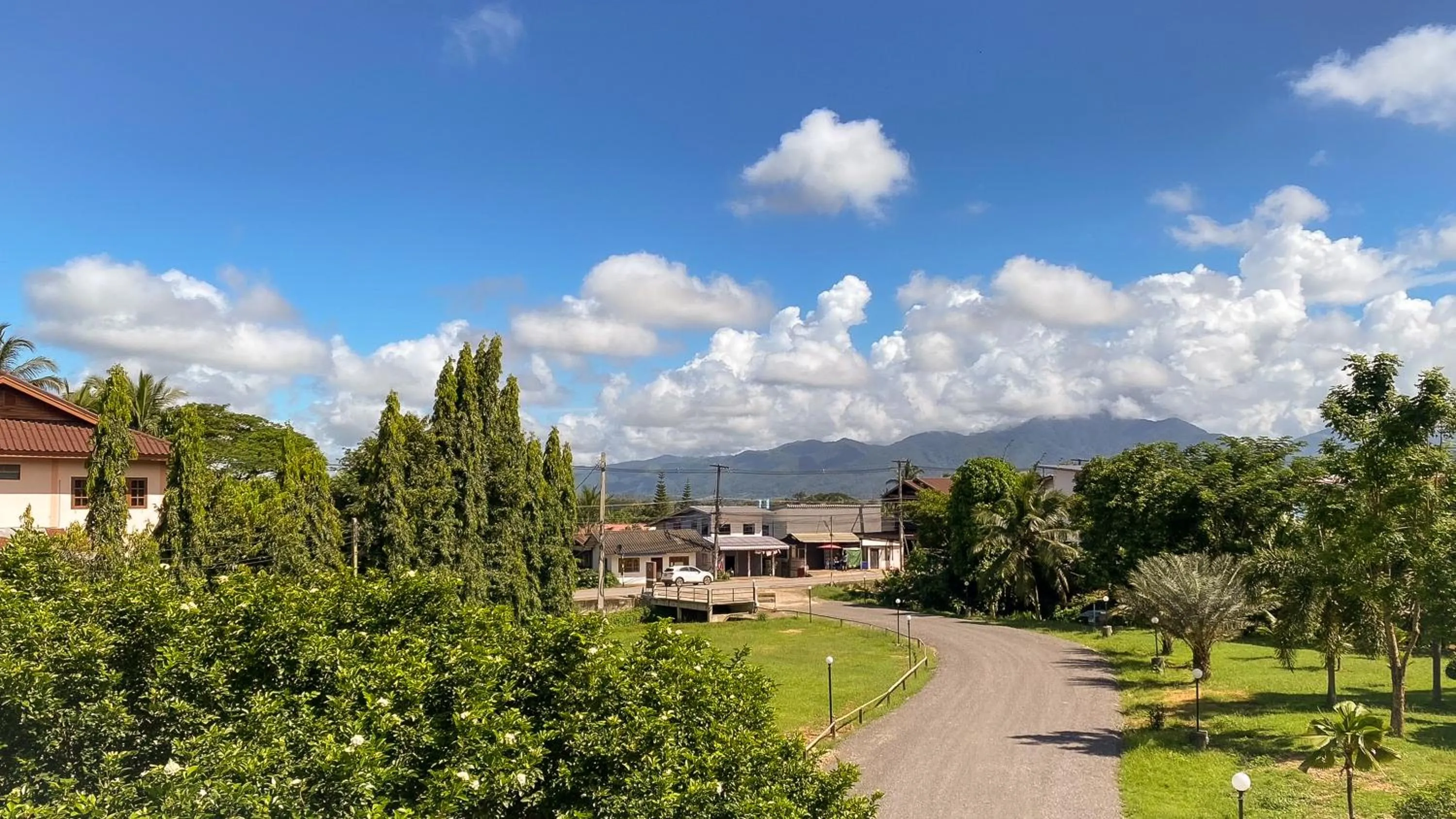 Property building in น่าน ม่วนใจ Nan Muanjai Hotel