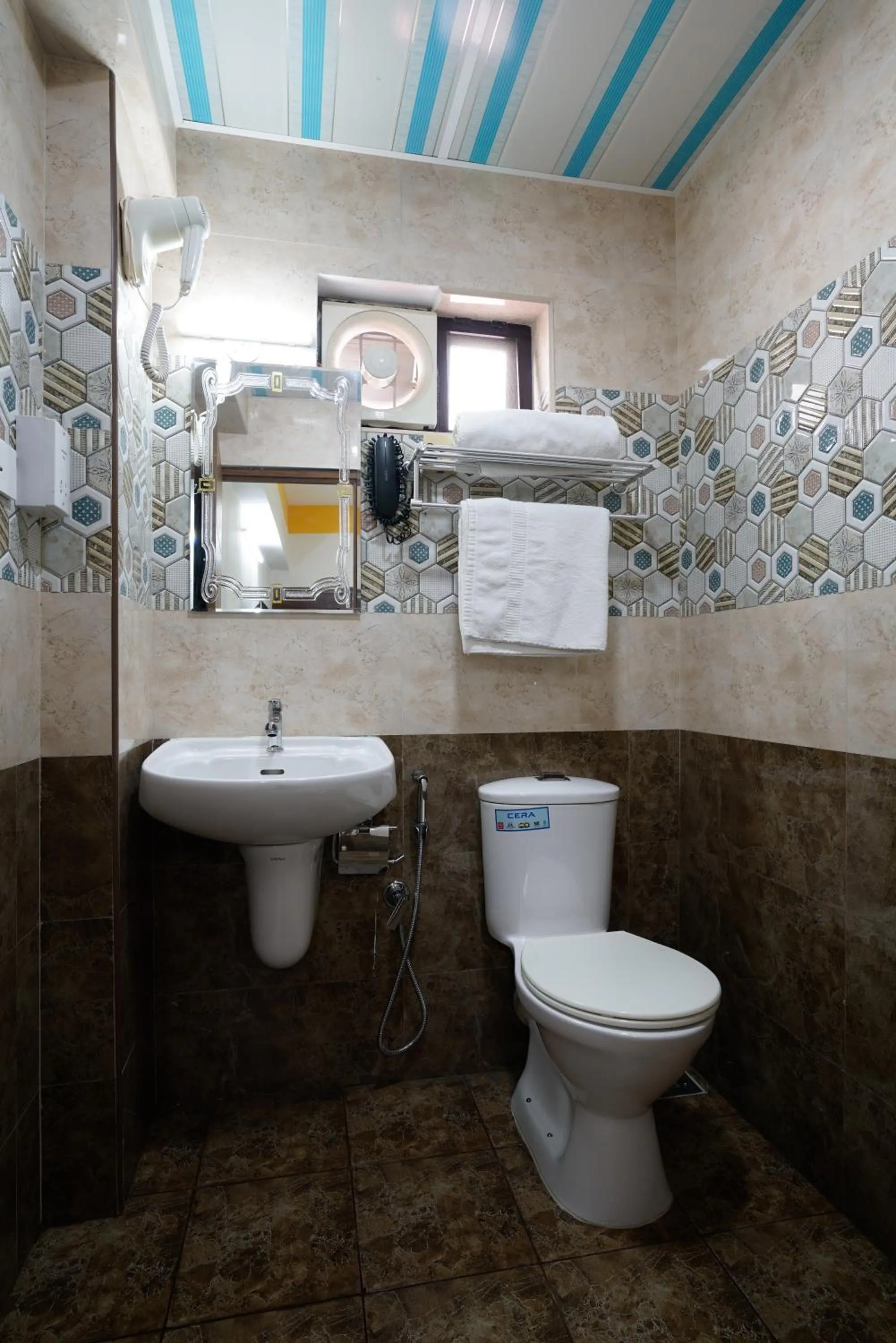 Toilet in Hotel Signature Cochin