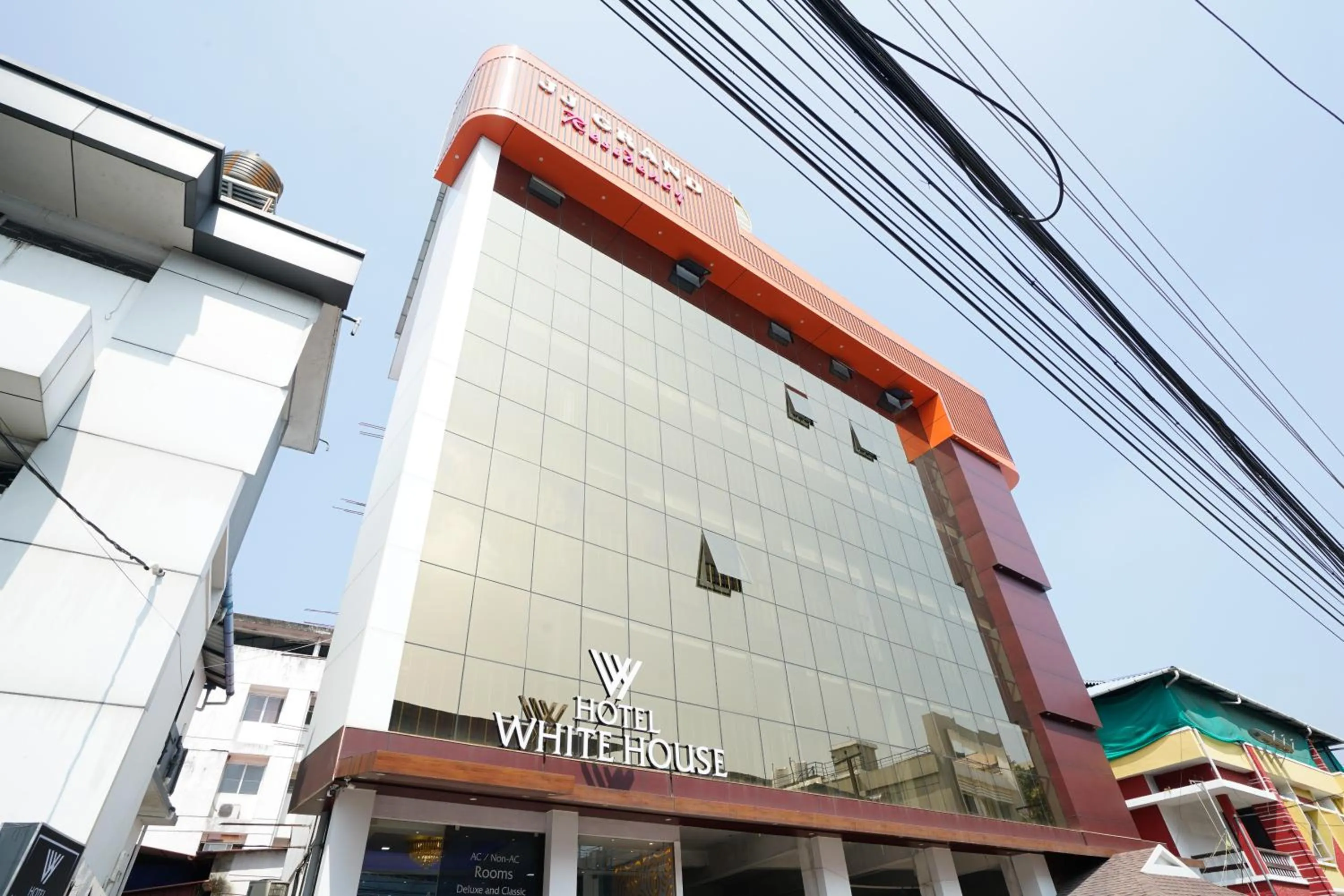 Property building in Hotel Signature Cochin