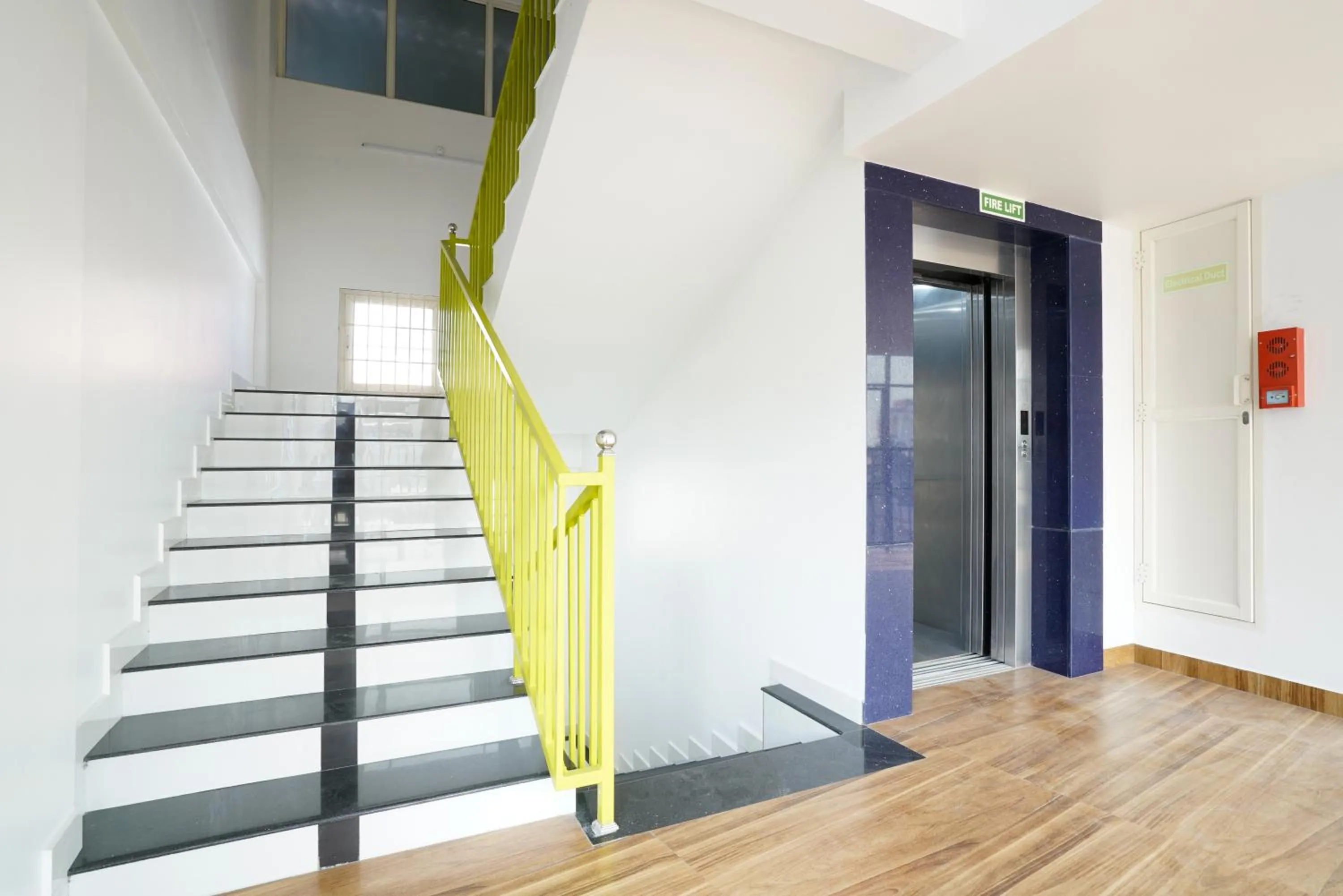 Property building in Hotel Signature Cochin