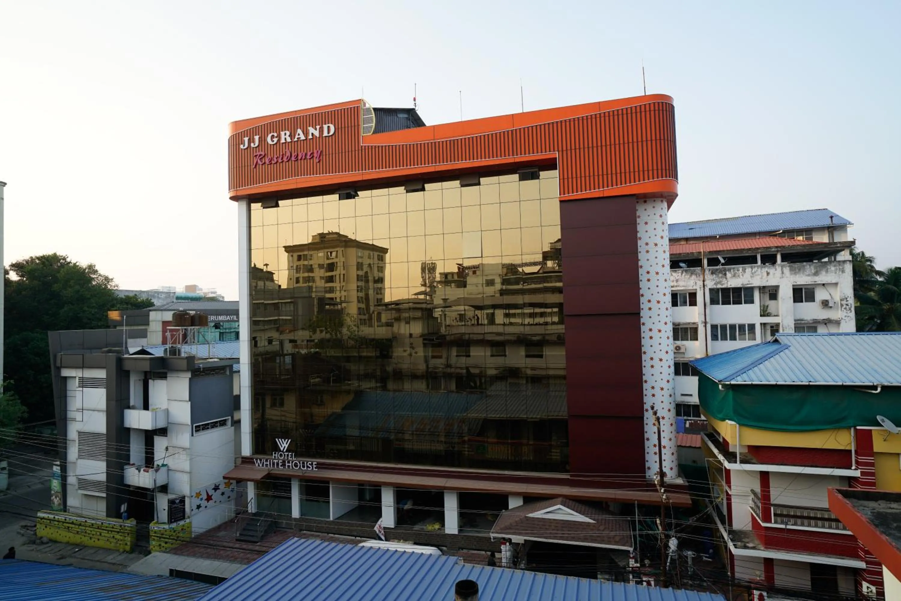 Property building in Hotel Signature Cochin