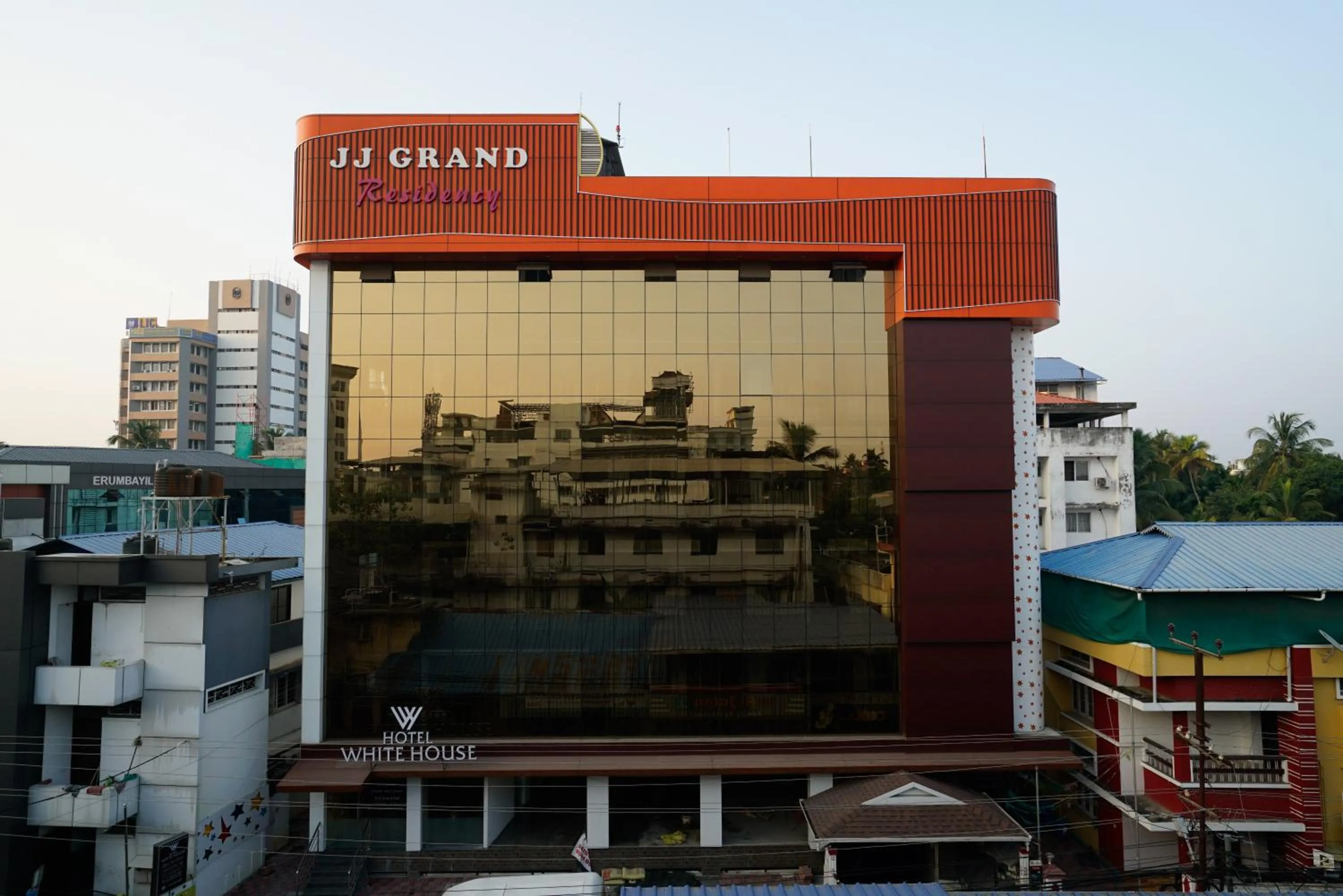 Property building in Hotel Signature Cochin