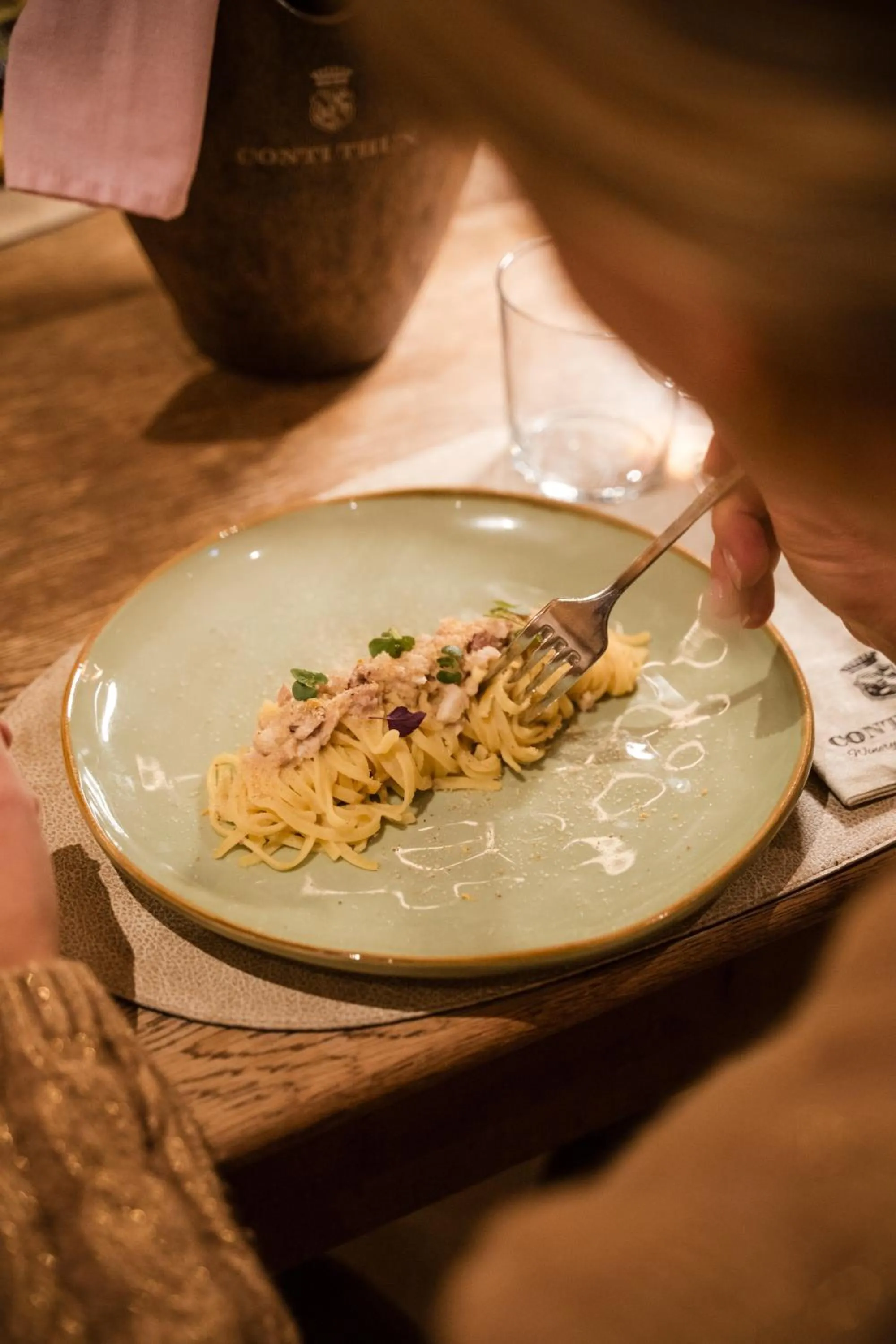 Food and drinks in Conti Thun Wine Resort