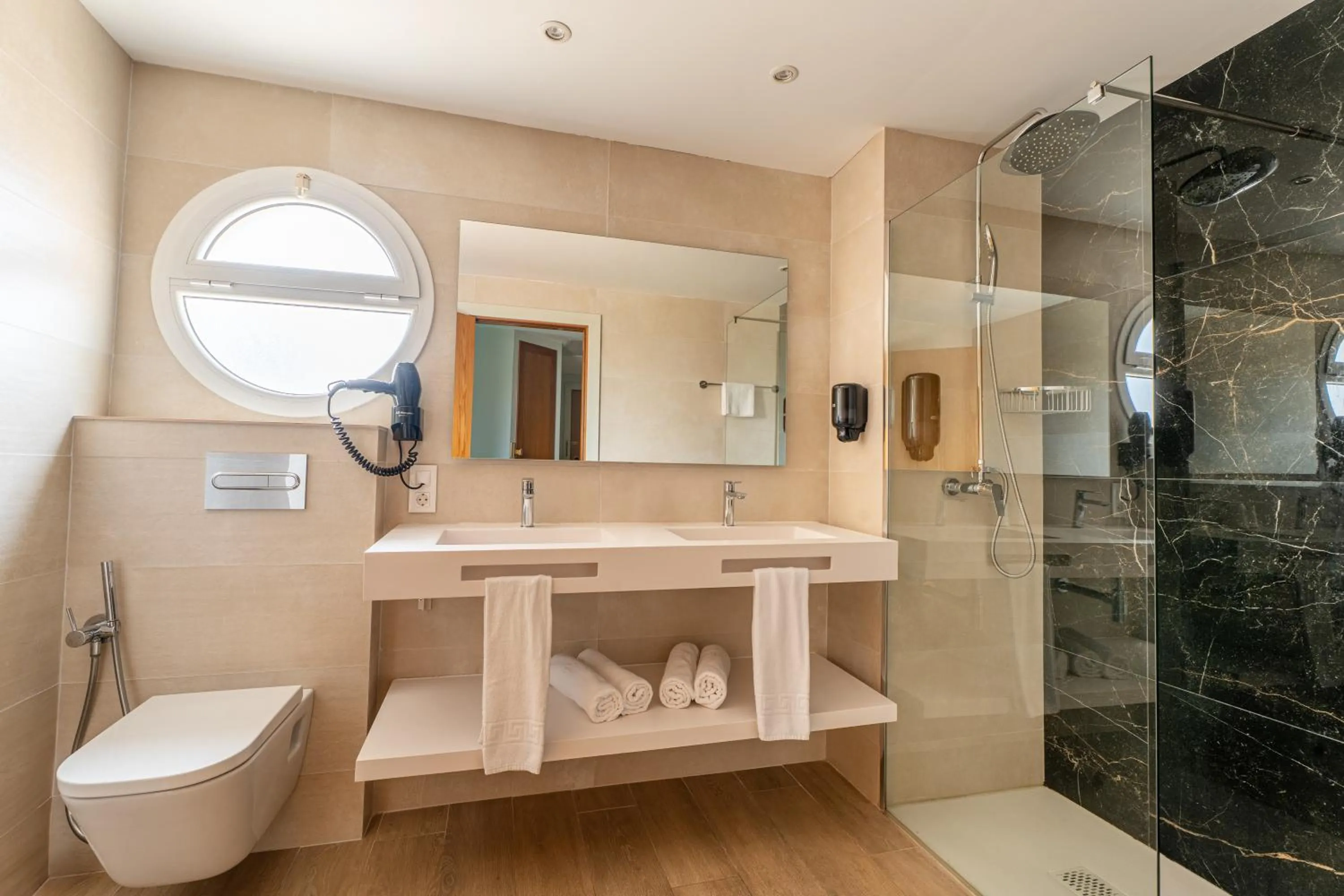 Bathroom in Hotel Canada Palace