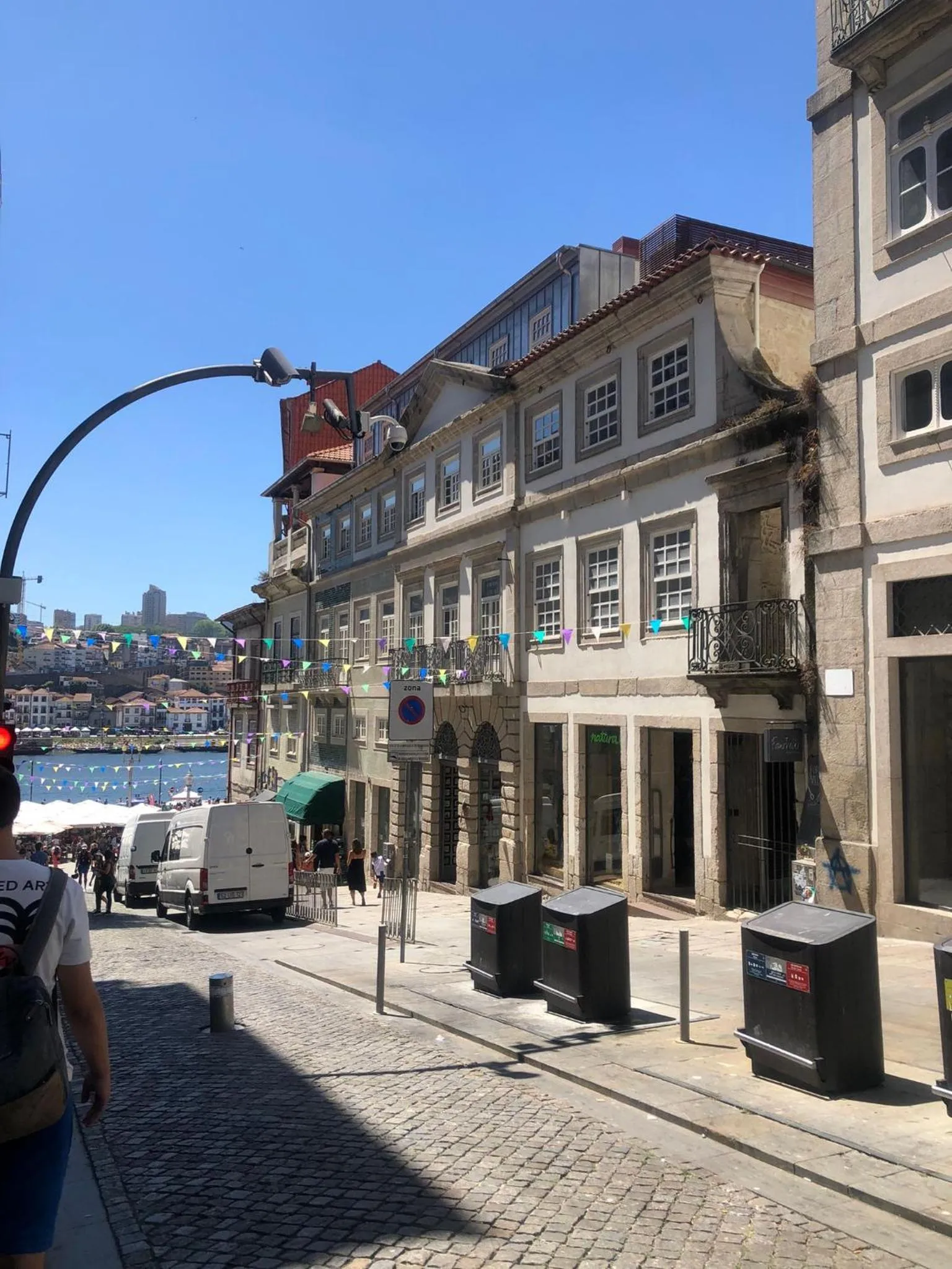 Property building in Oca Ribeira do Porto AT