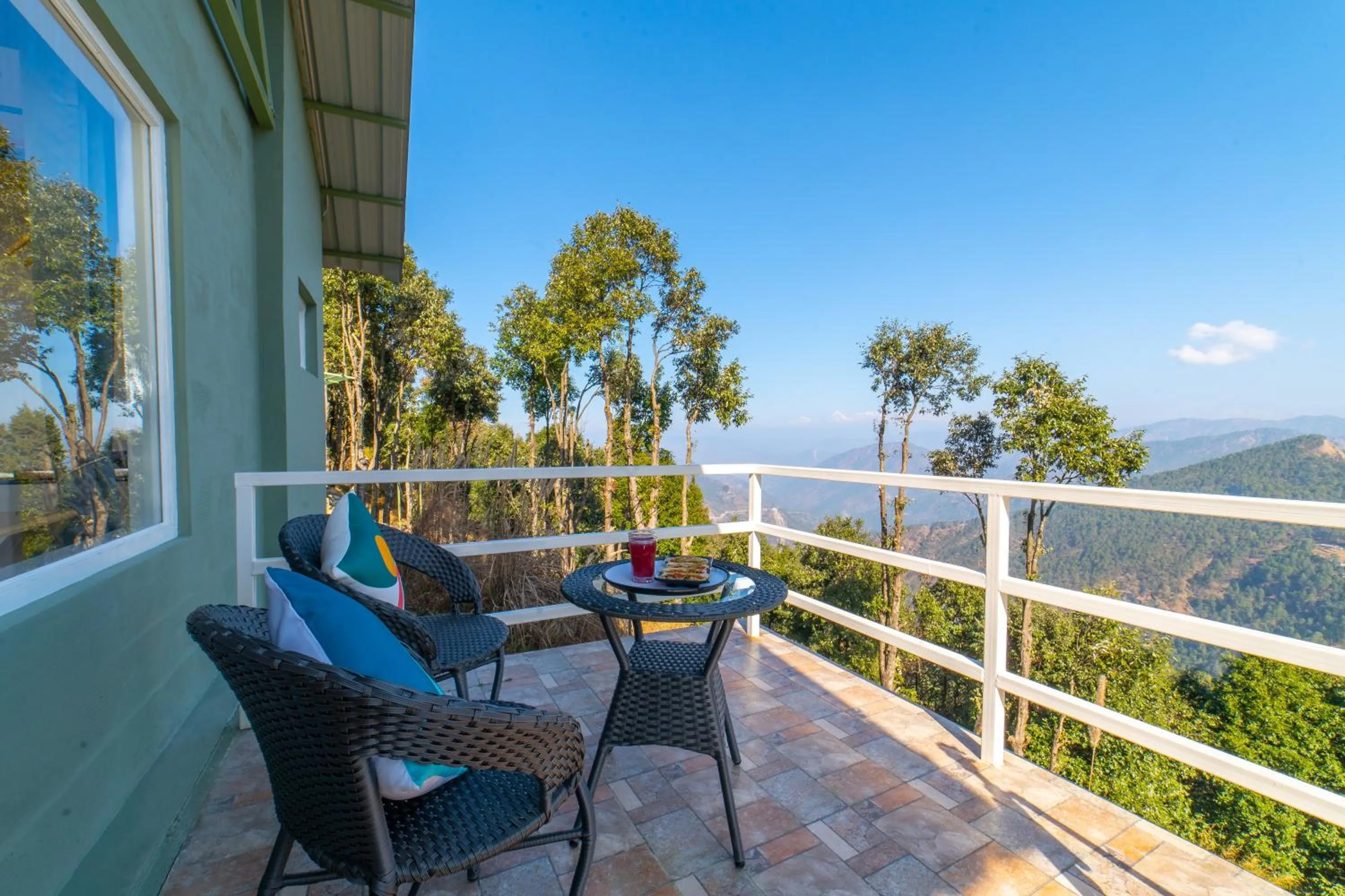 Day in Zostel Plus Nainital, Naina Range