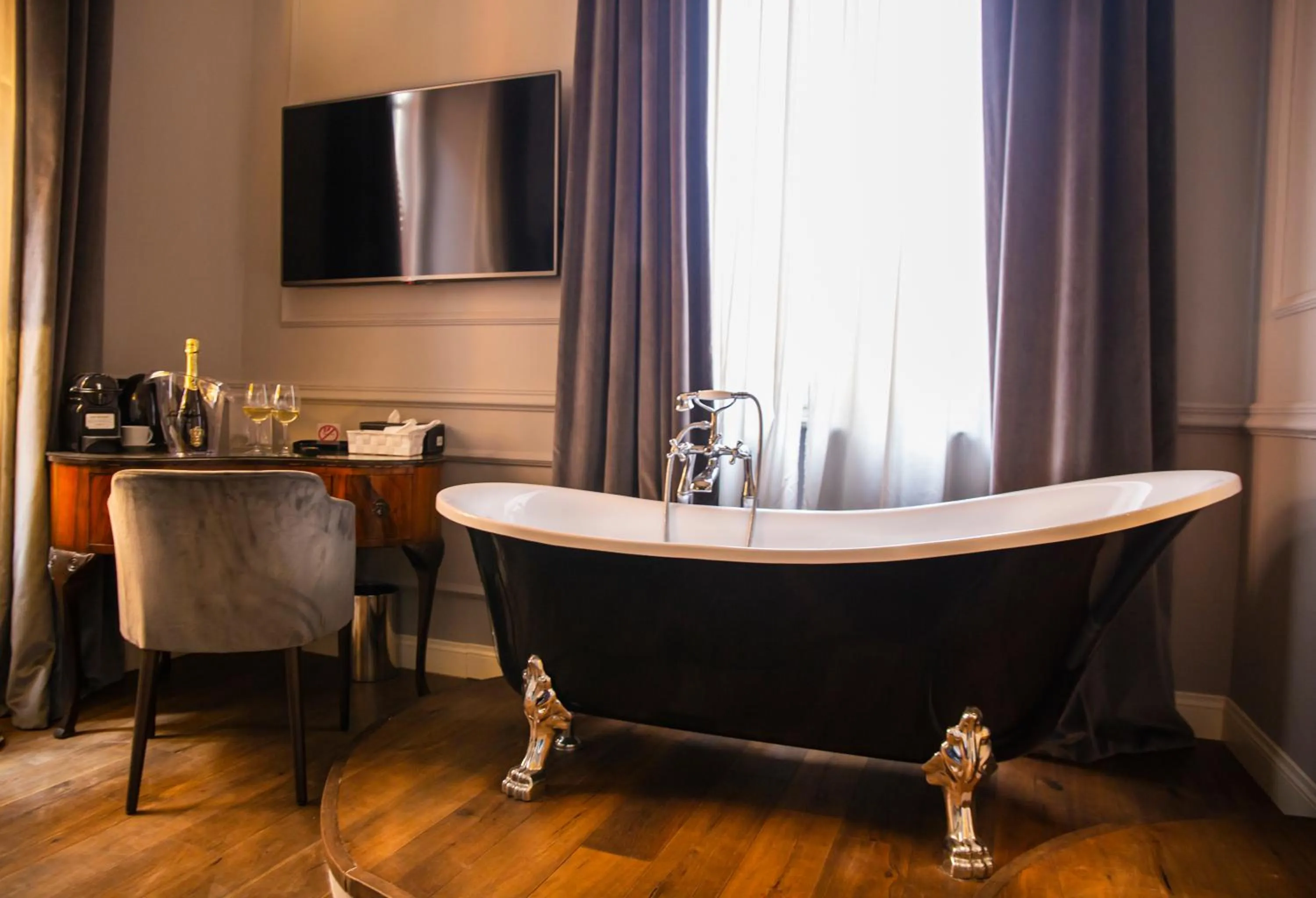 Bath in Relais San Lorenzo In Lucina