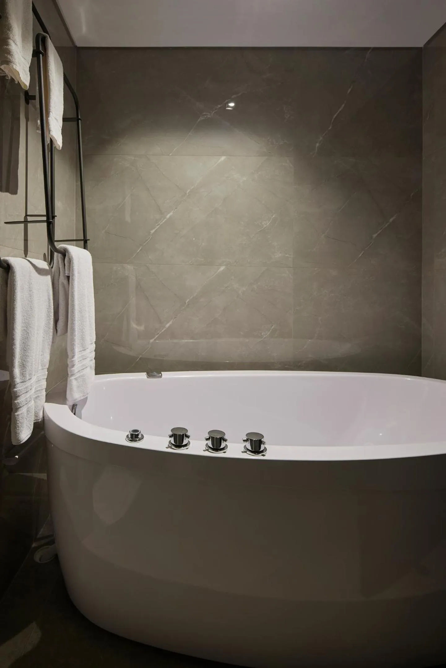 Bathroom in Hotel Selis