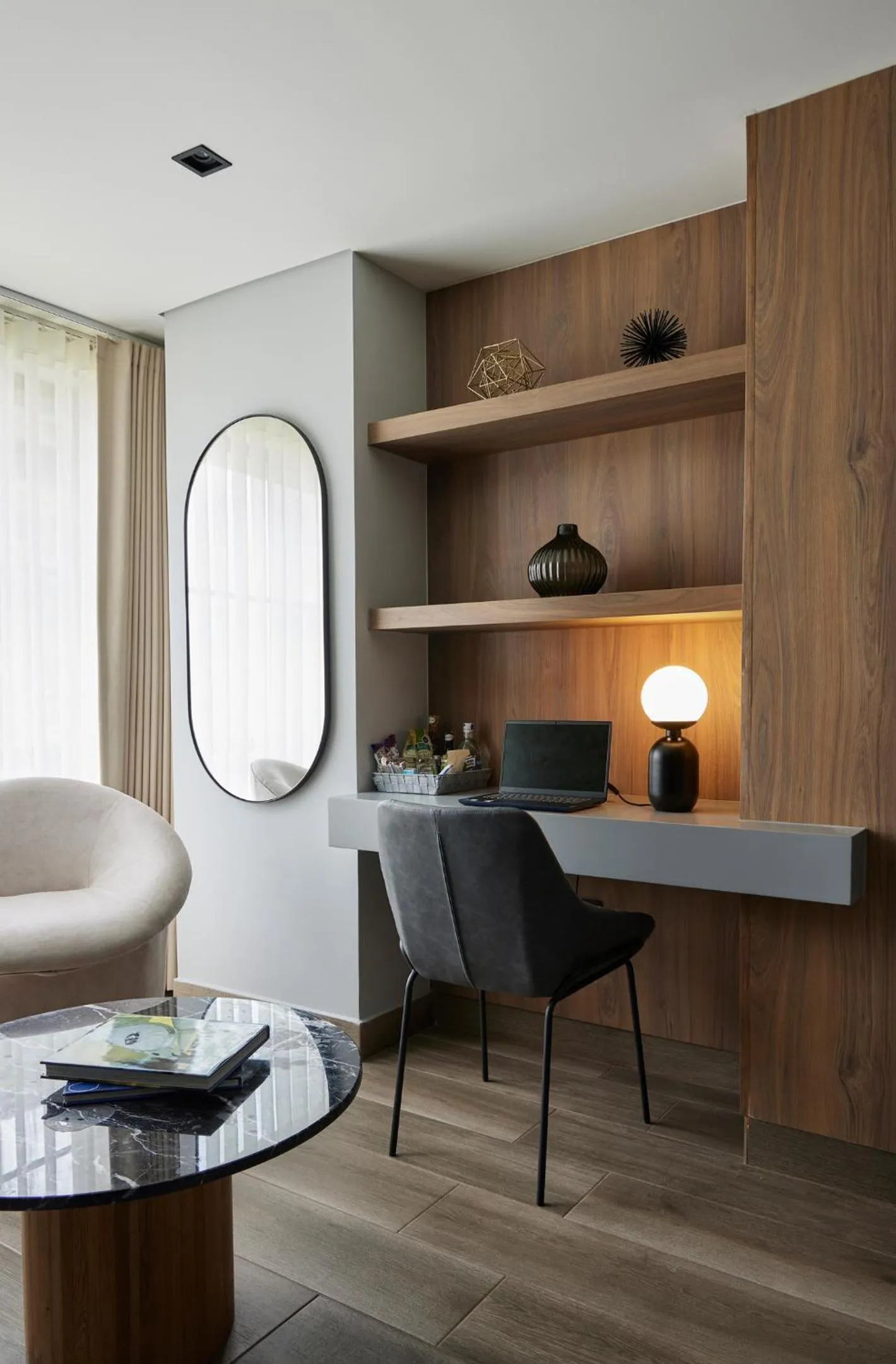 Seating area in Hotel Selis