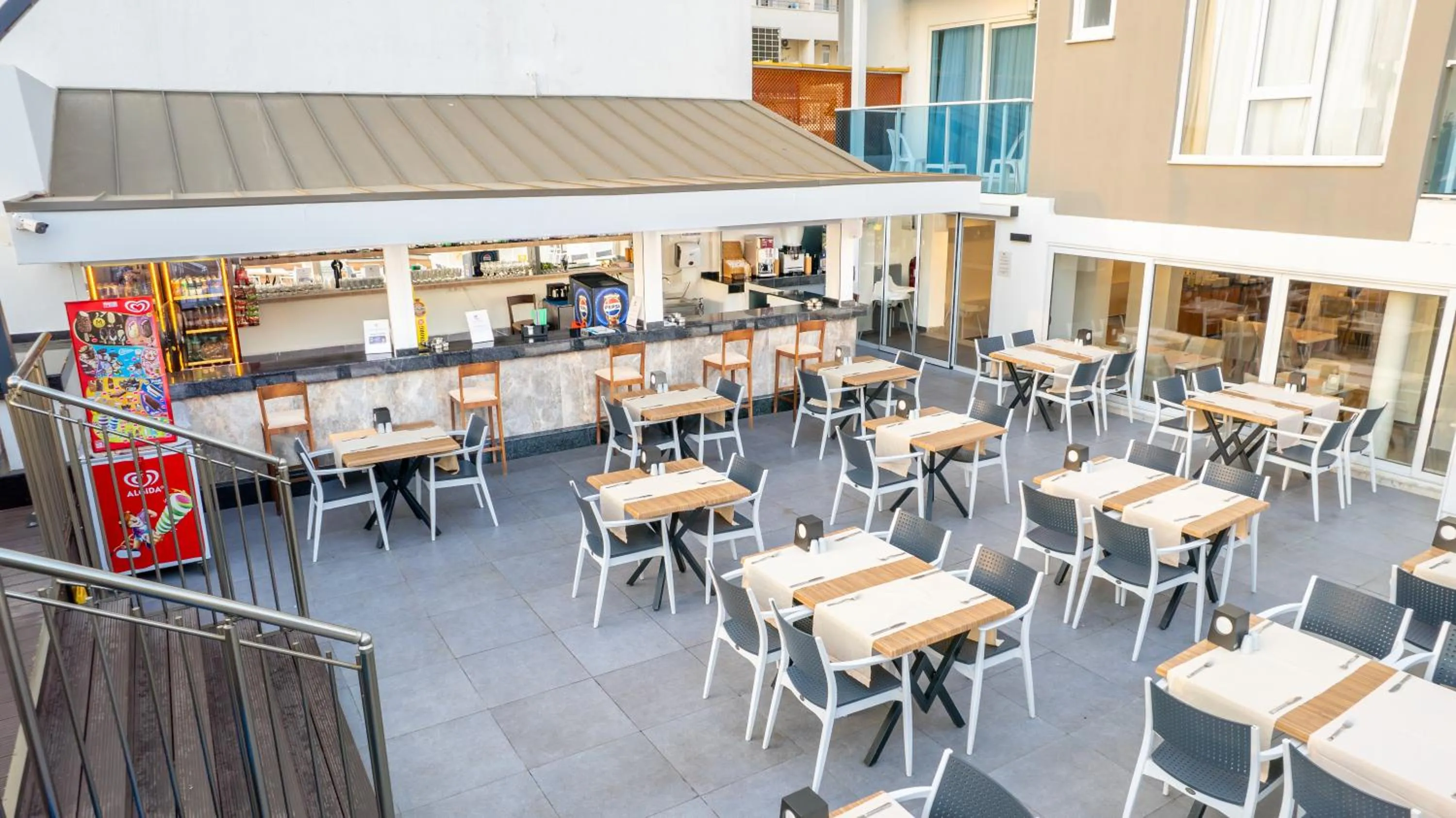 Viking Beach Hotel & Spa