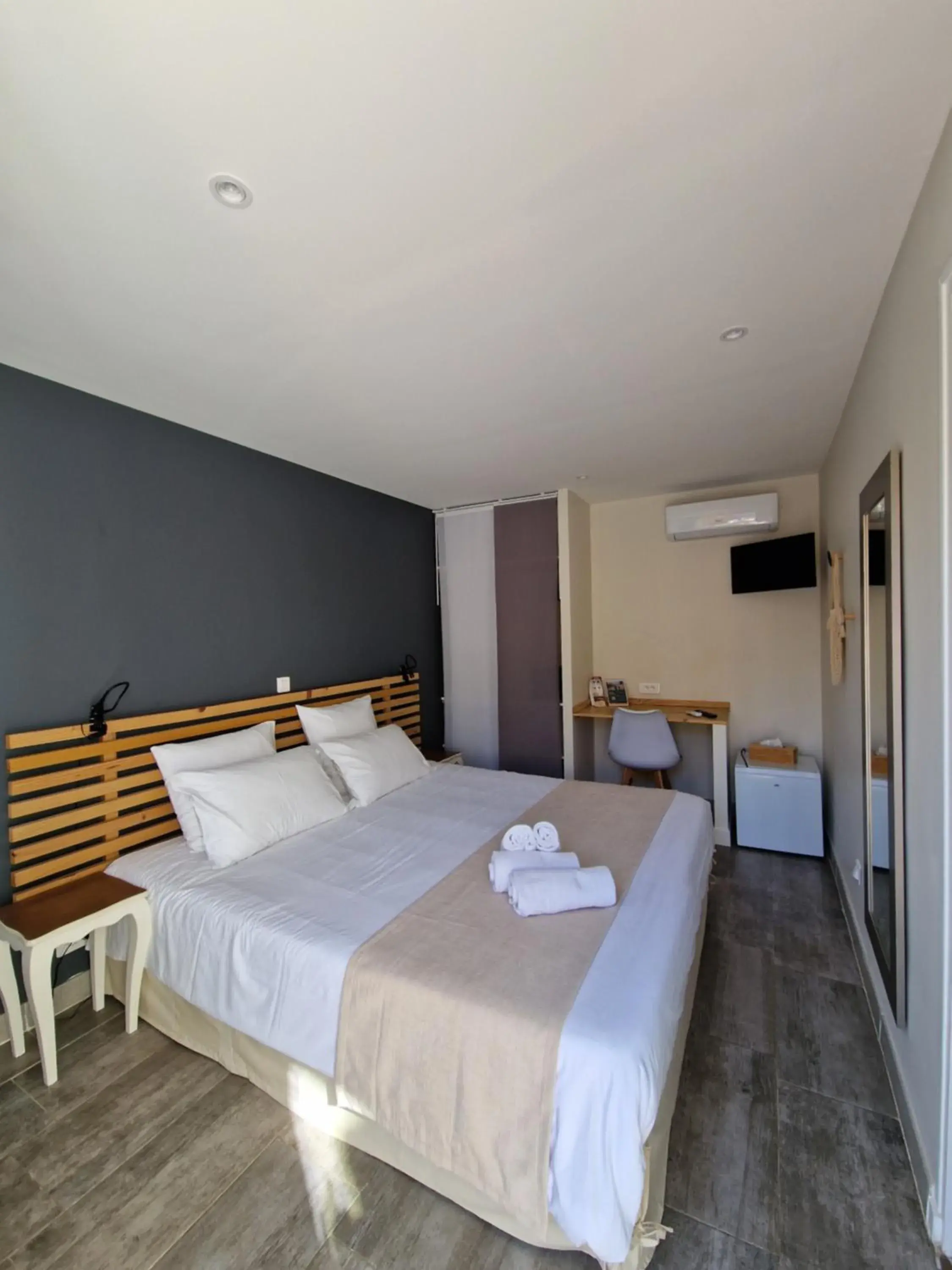 Double Room with Terrace in Le Cosy Double Room with Terrace in Le Cosy