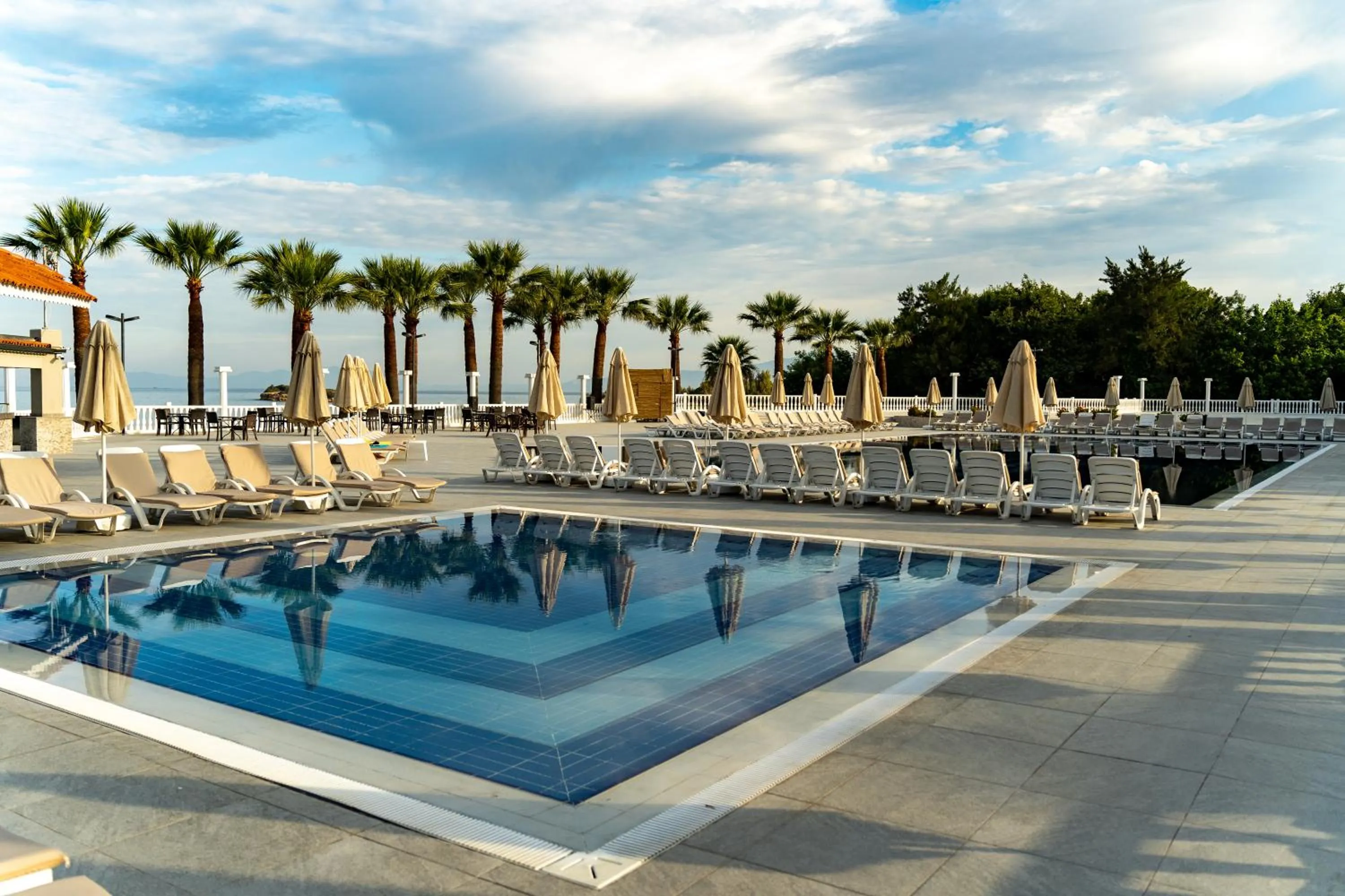 Swimming pool in LUCAS DIDIM RESORT
