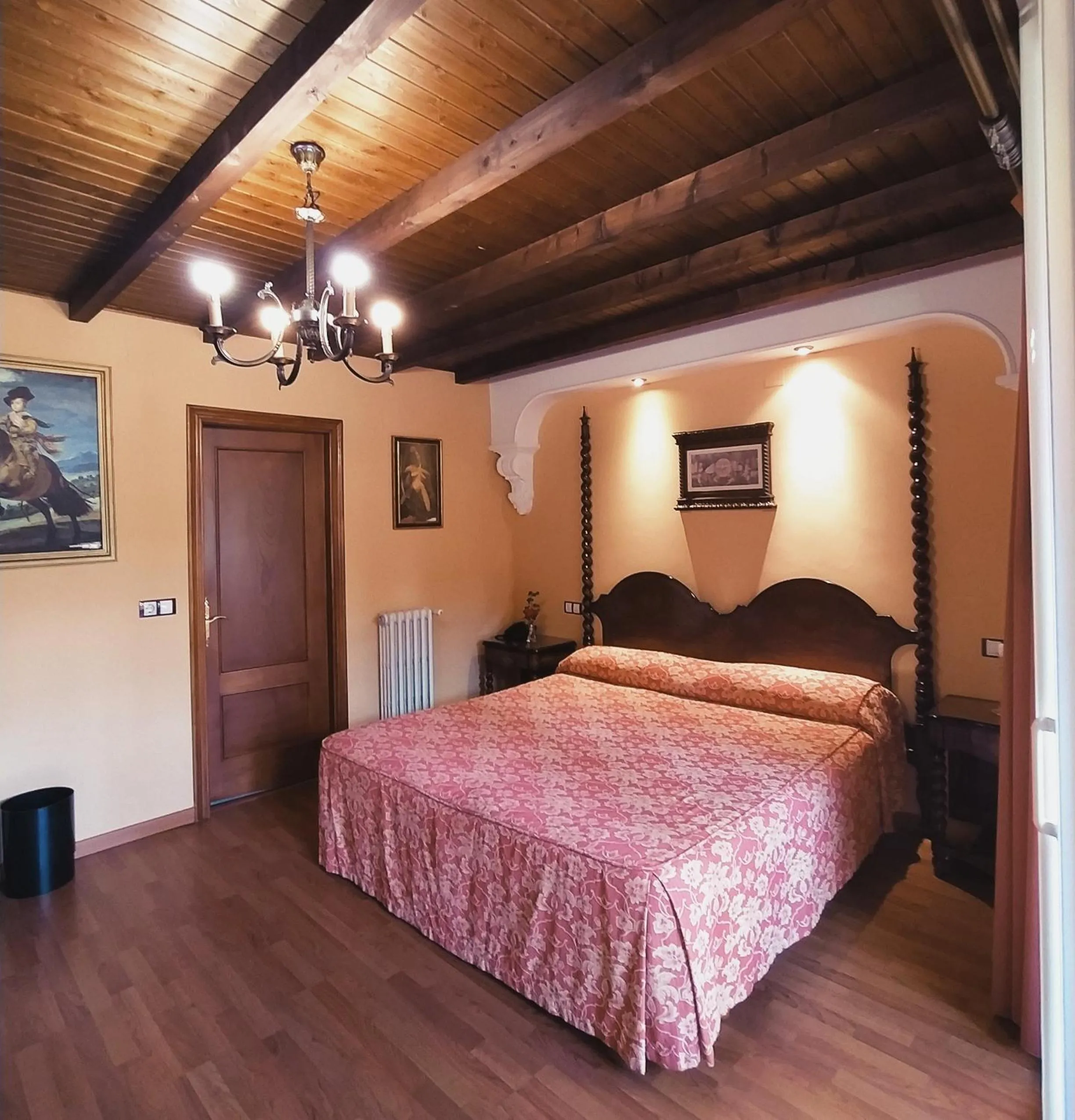 Queen Room in Pazo Xan Xordo