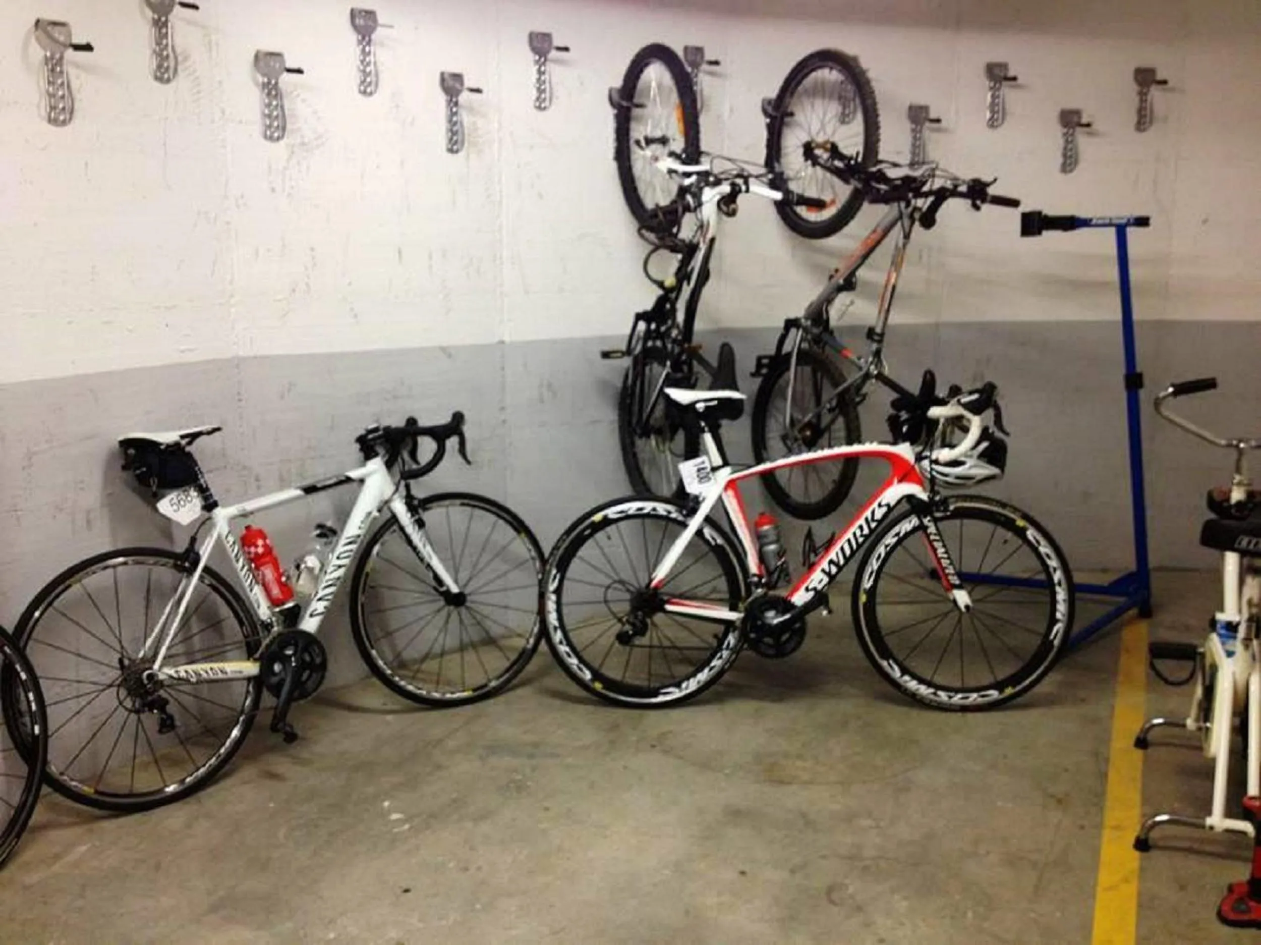 Cycling in Hotel Villa Paulita