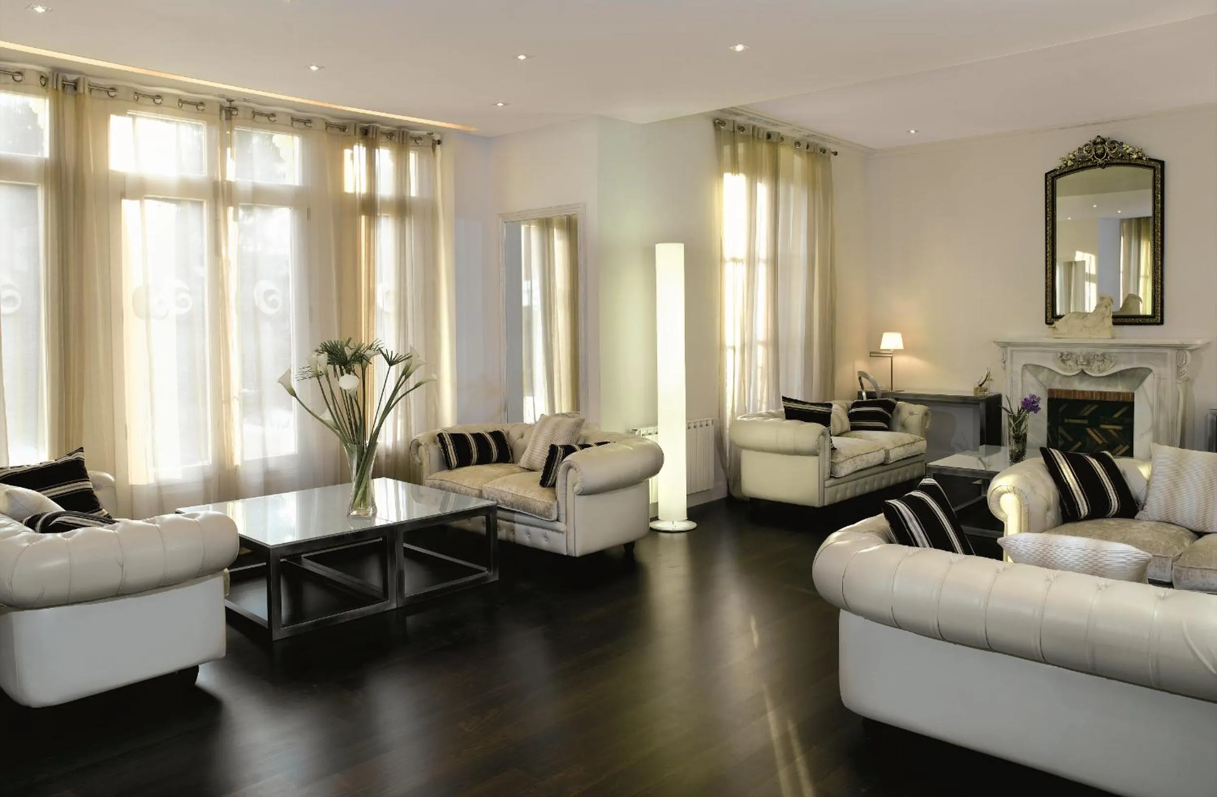 Lounge or bar in Hotel Villa Paulita