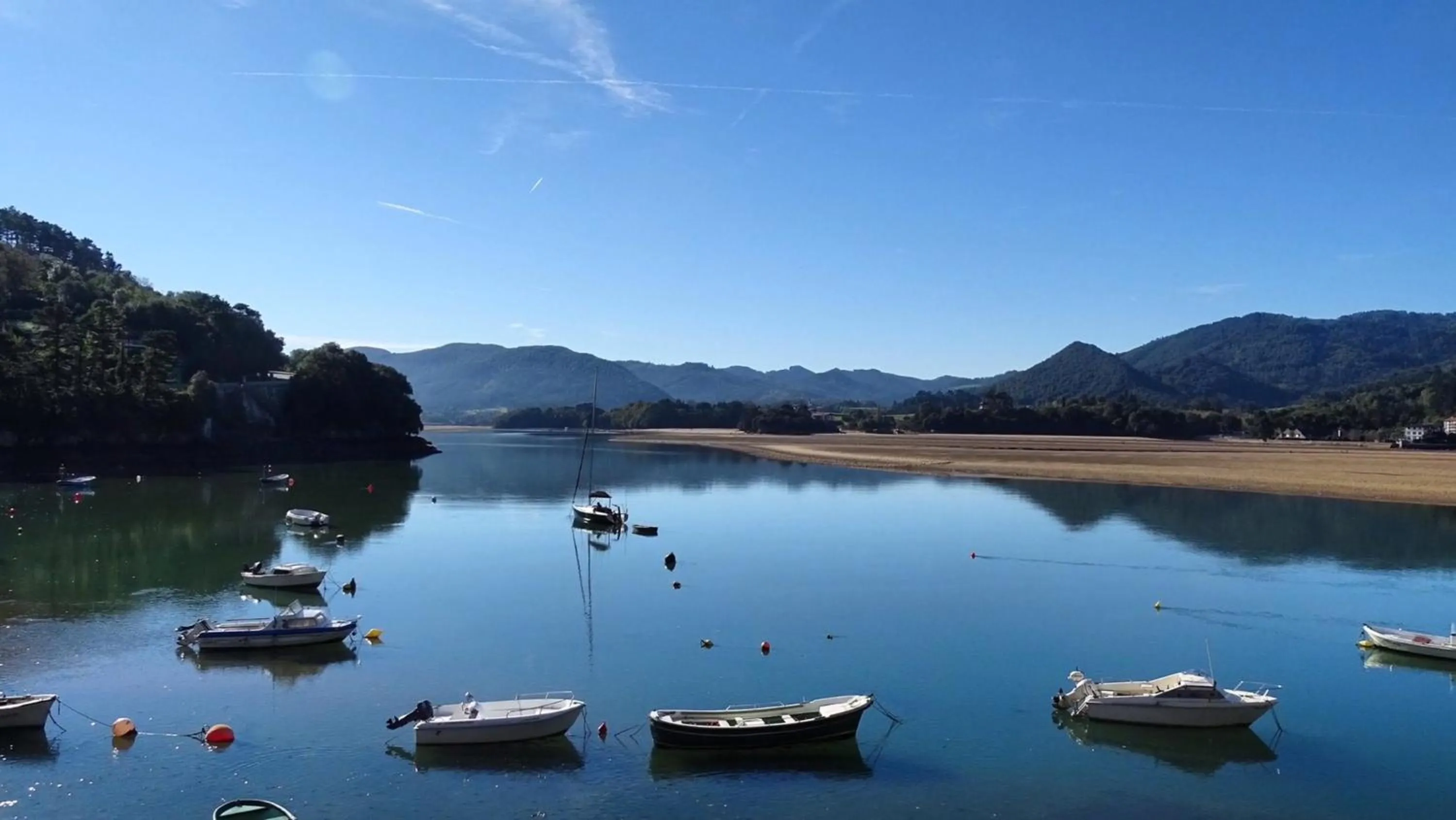 Natural landscape in Hotel Ibaigune