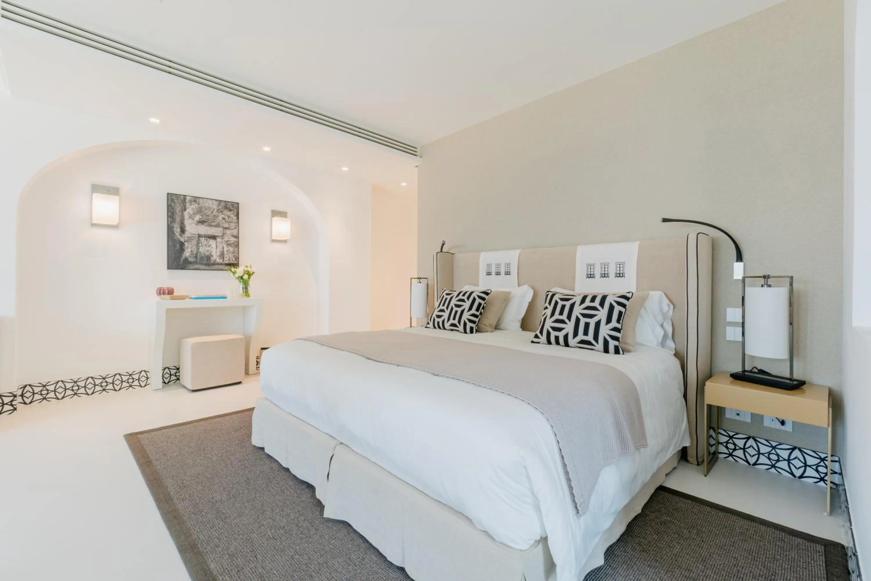 Bed in Palazzo M Capri