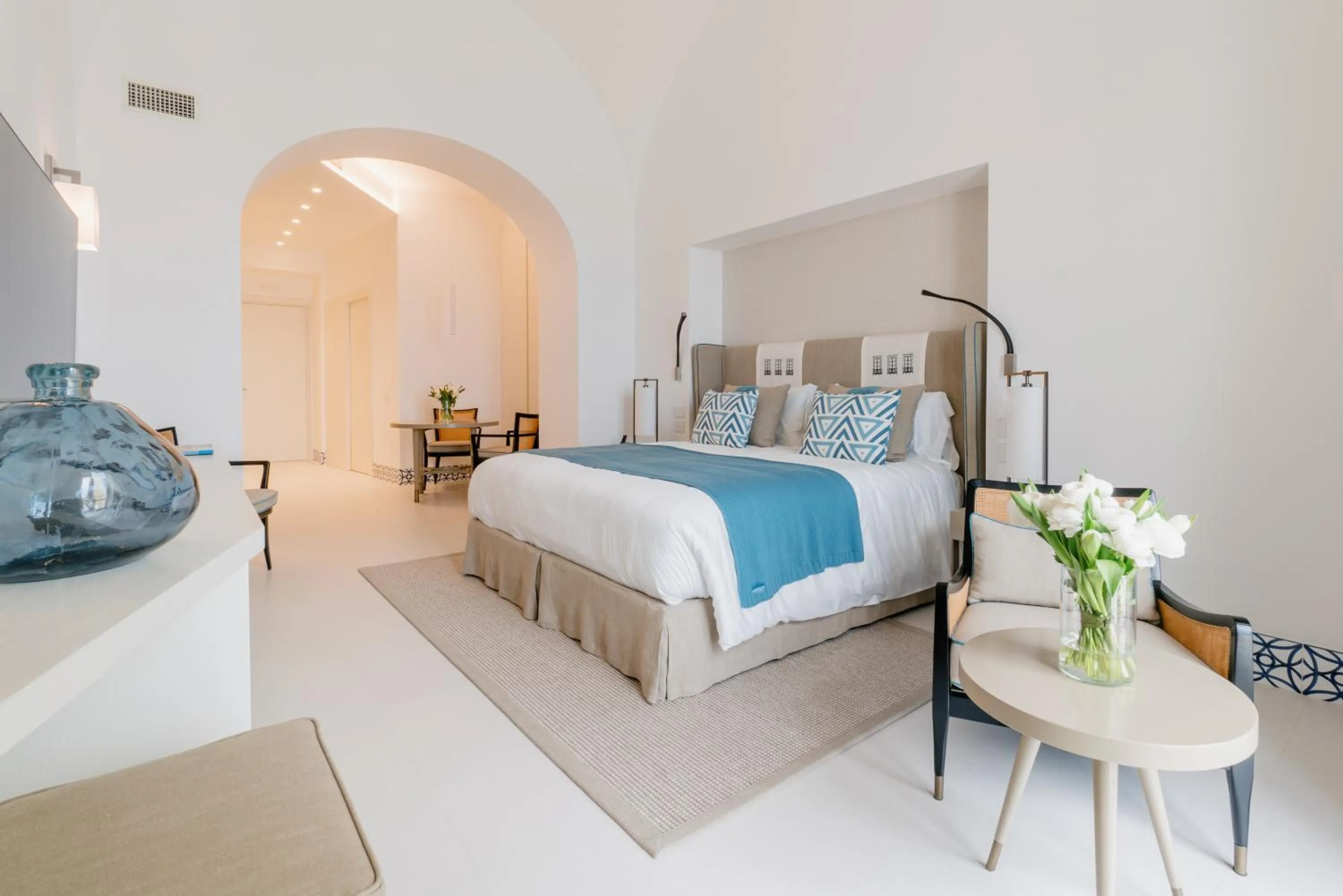 Bed in Palazzo M Capri