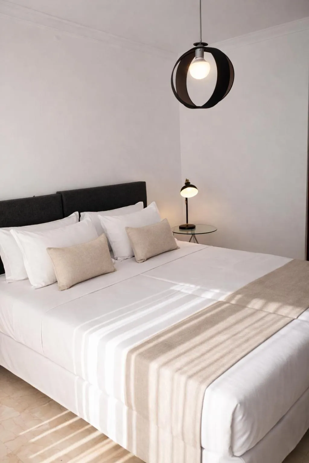 Bedroom, Bed in Apartamentos Abril