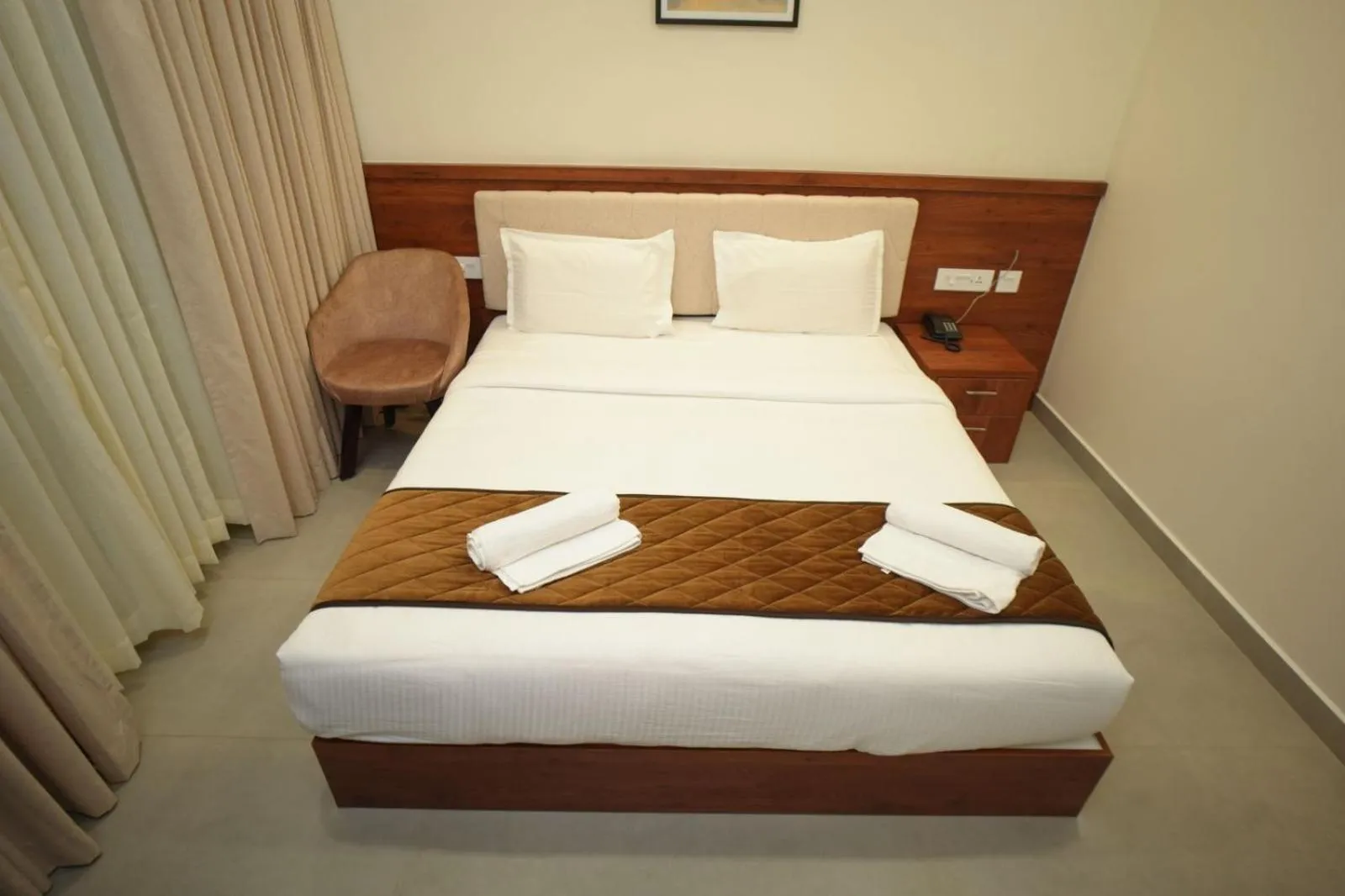 Bed in Royalton Residency