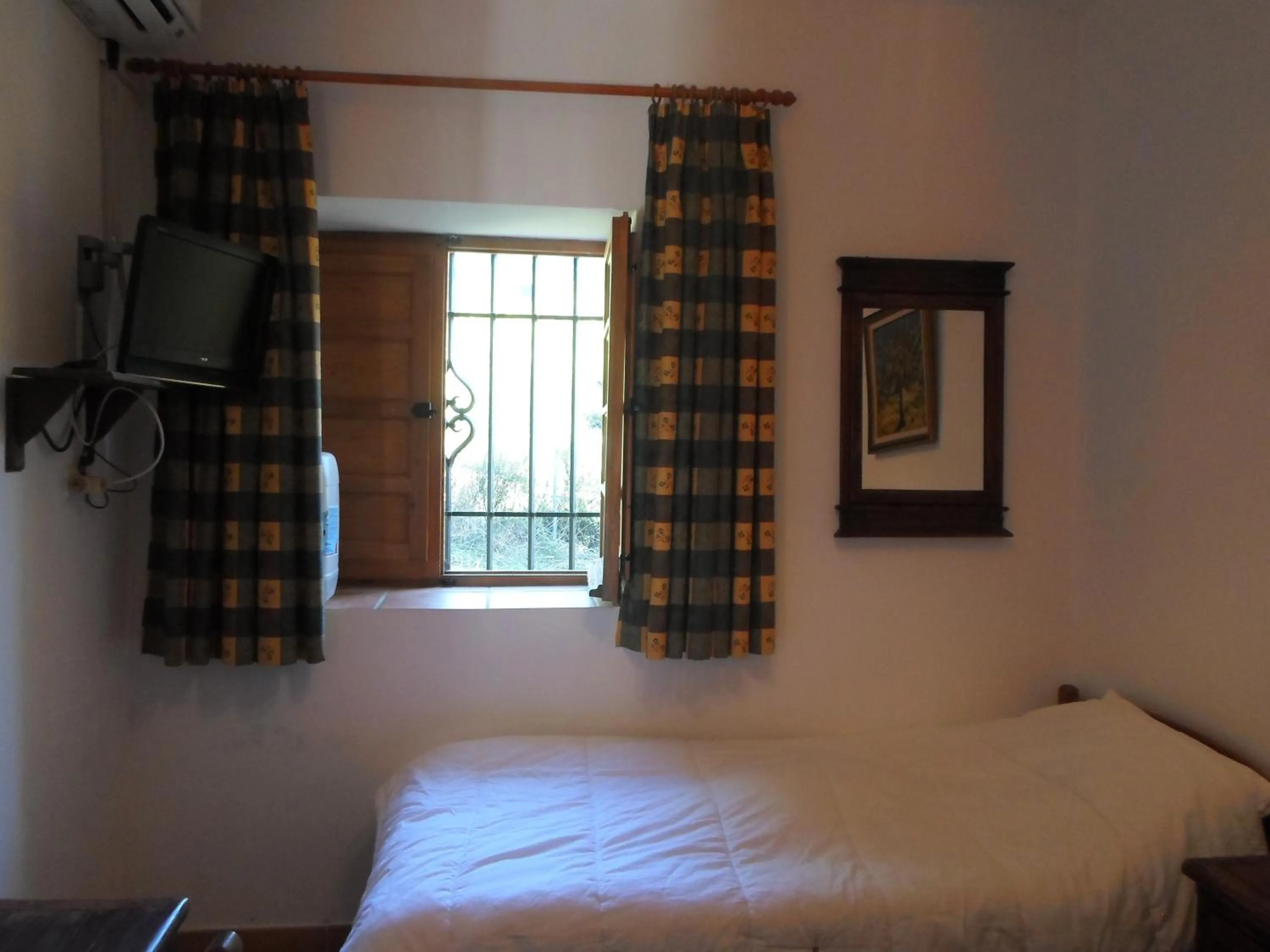 Day, Bed in Molino Cuatro Paradas