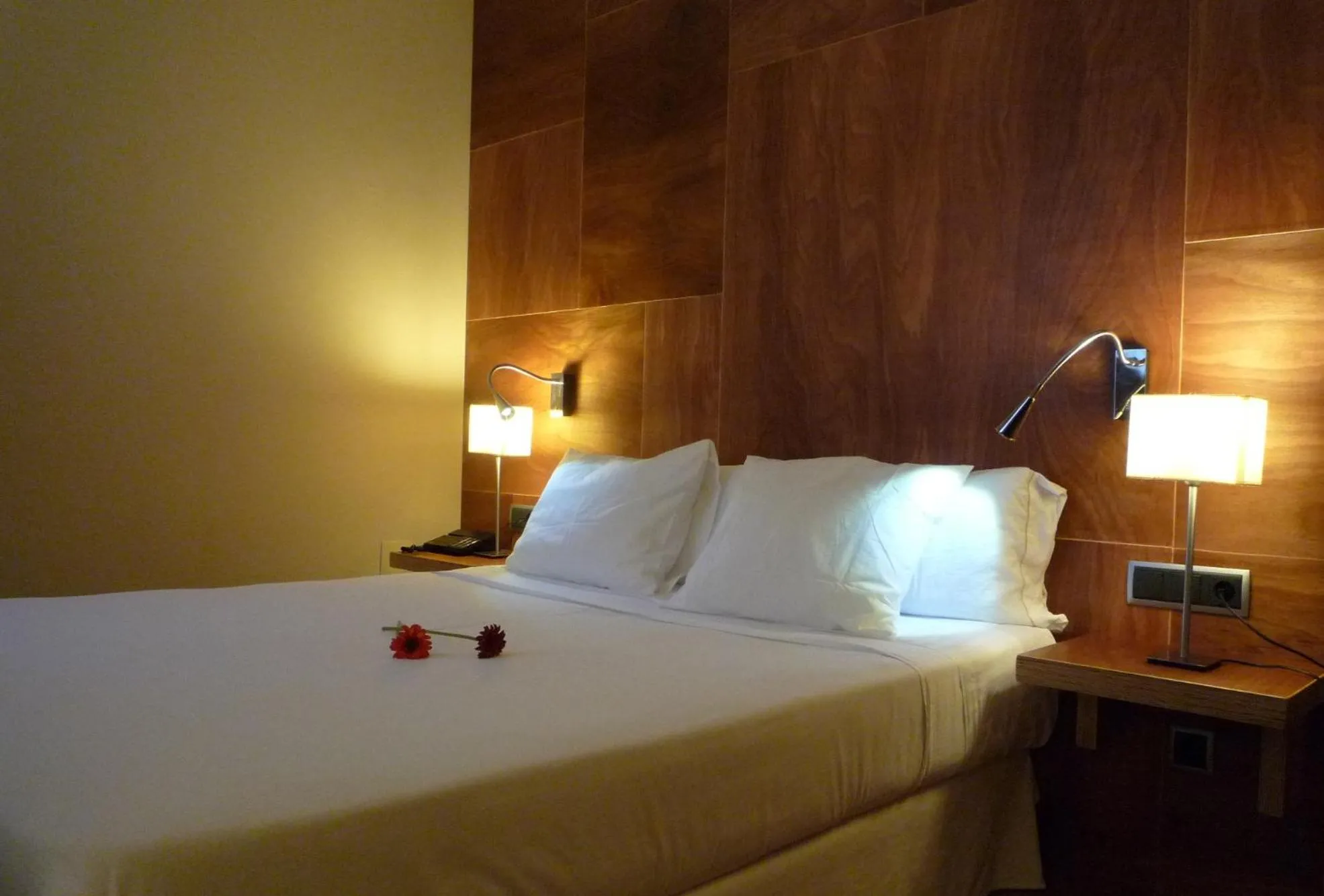 Bedroom, Bed in Hotel Picos de Europa