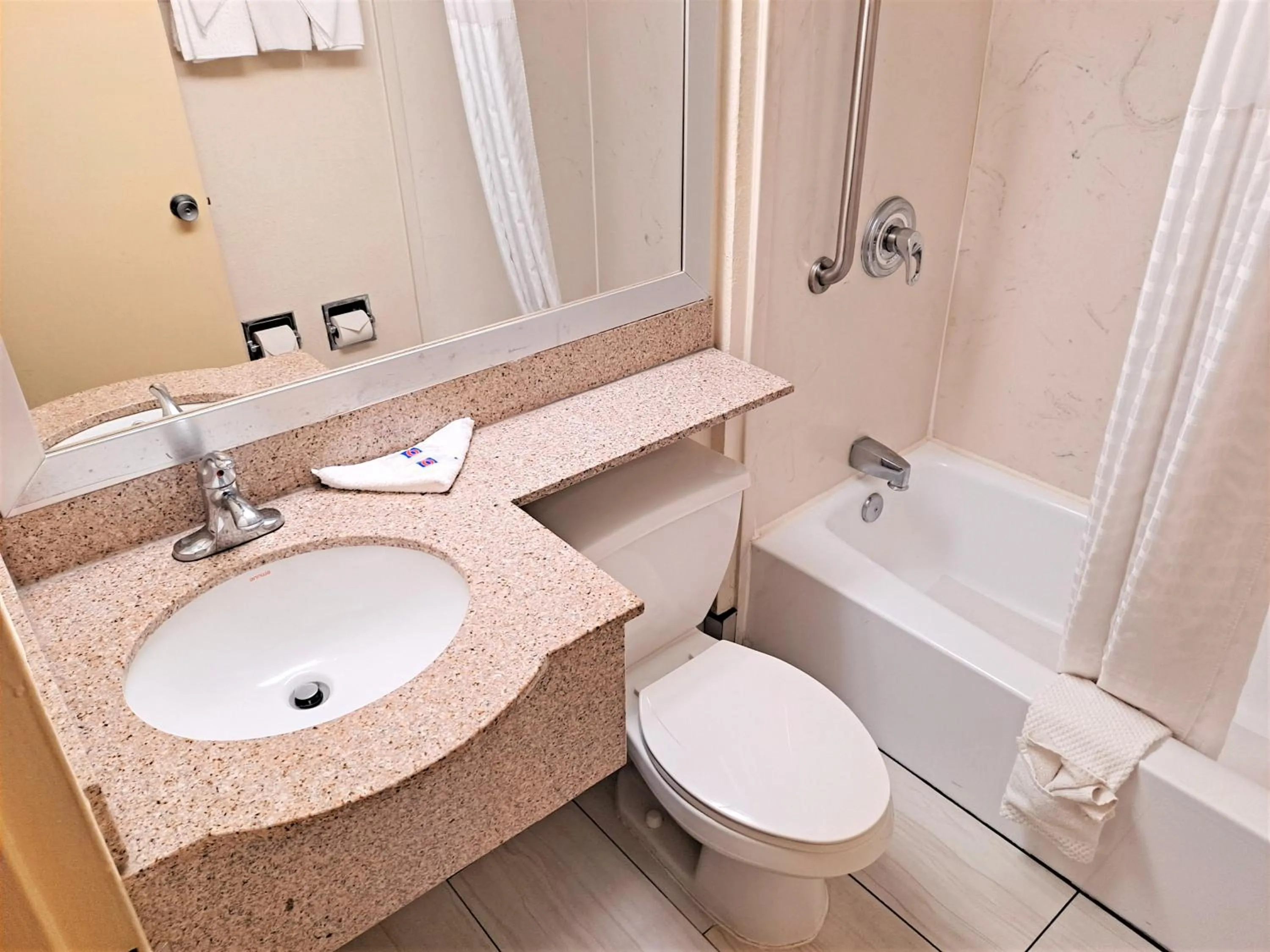 Toilet in Suites Catonsville MD Baltimore West