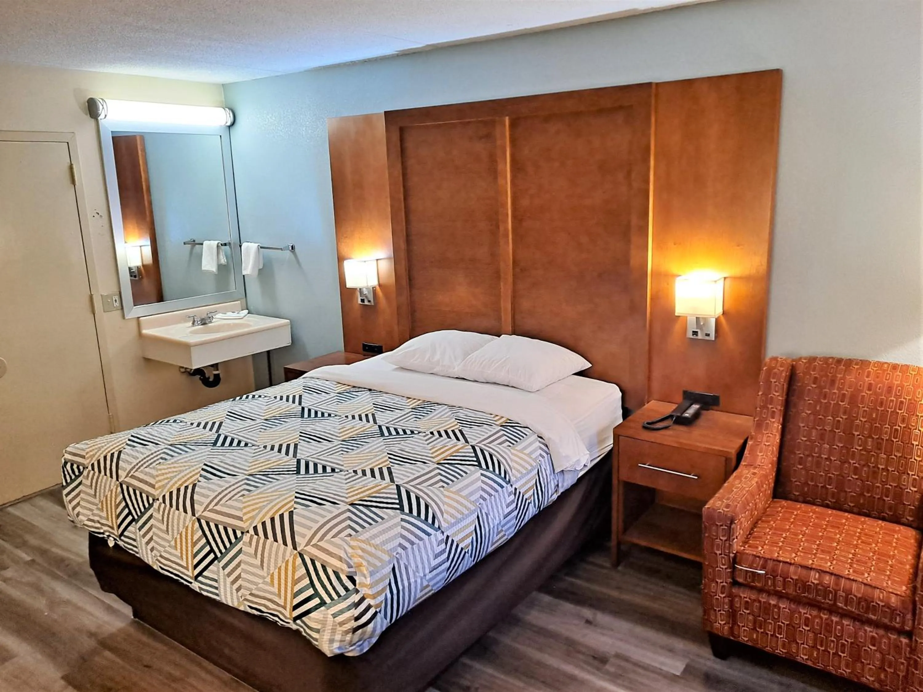 Bed in Suites Catonsville MD Baltimore West