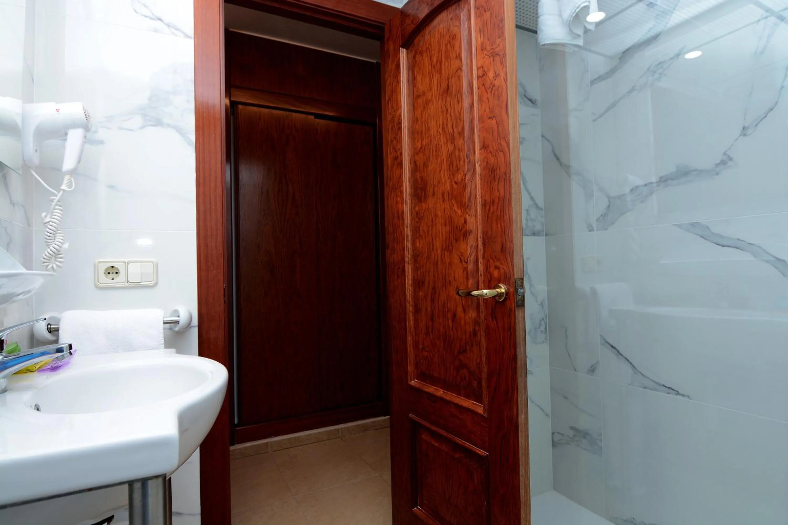 Don Angel & SPA & Padel- Adults Recommended