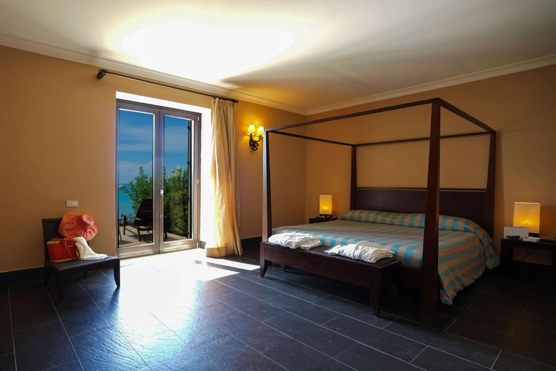 Bed in Falconara Greenblu Resort