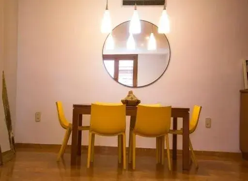 Family Room with Garden View in N28 Family Room with Garden View in N28