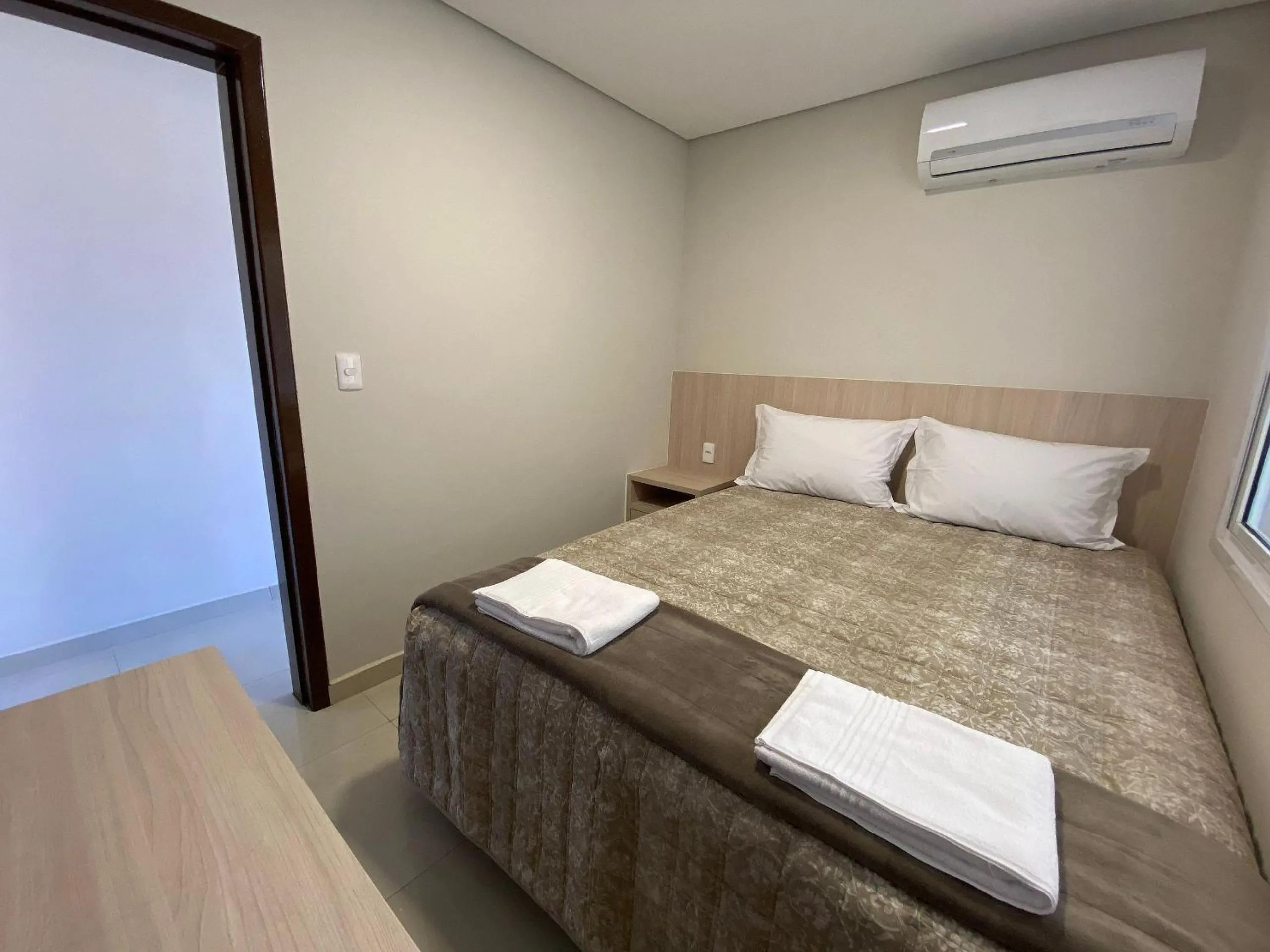 Bedroom, Bed in Edifício Shalfa