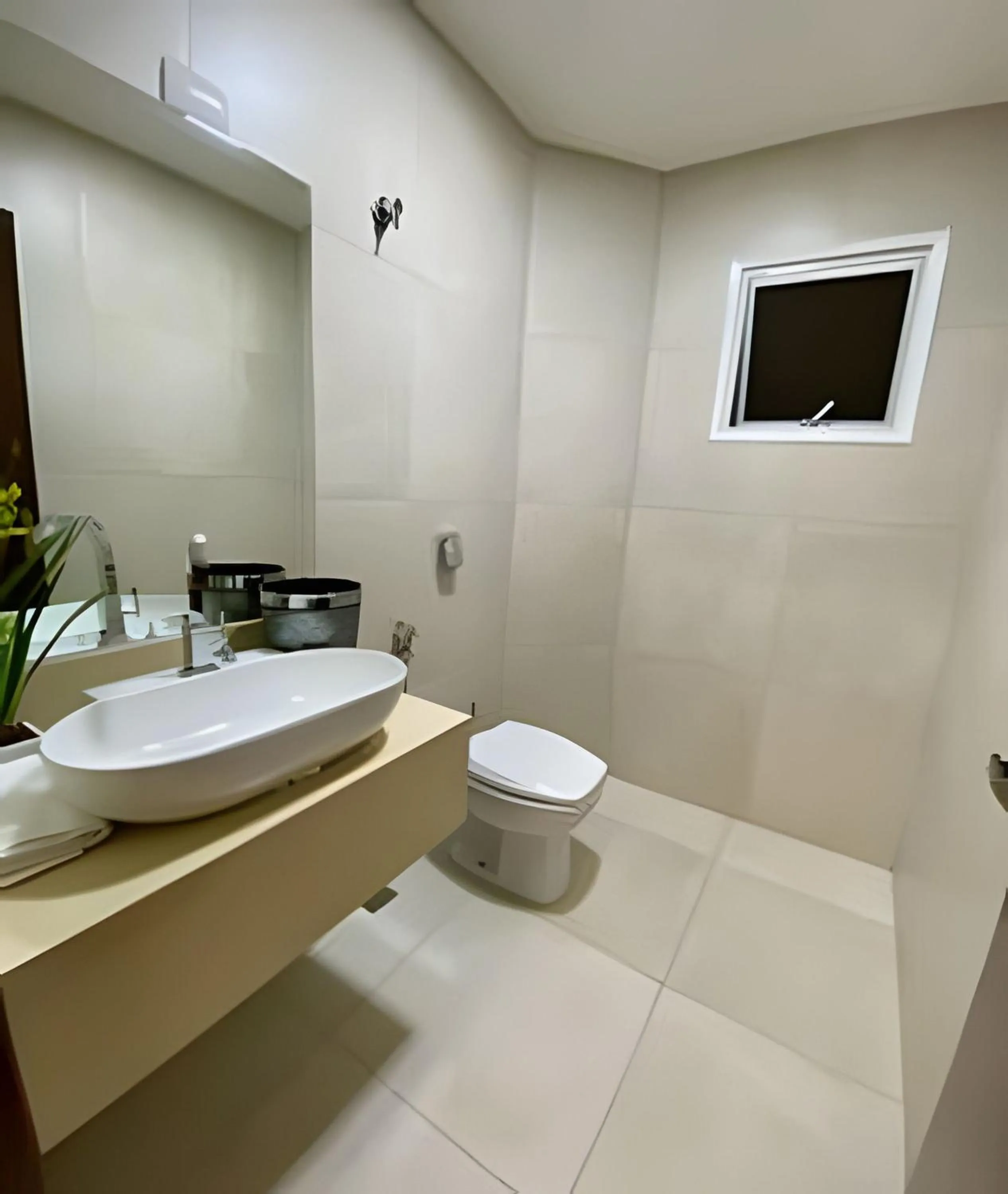 Toilet in Edifício Shalfa