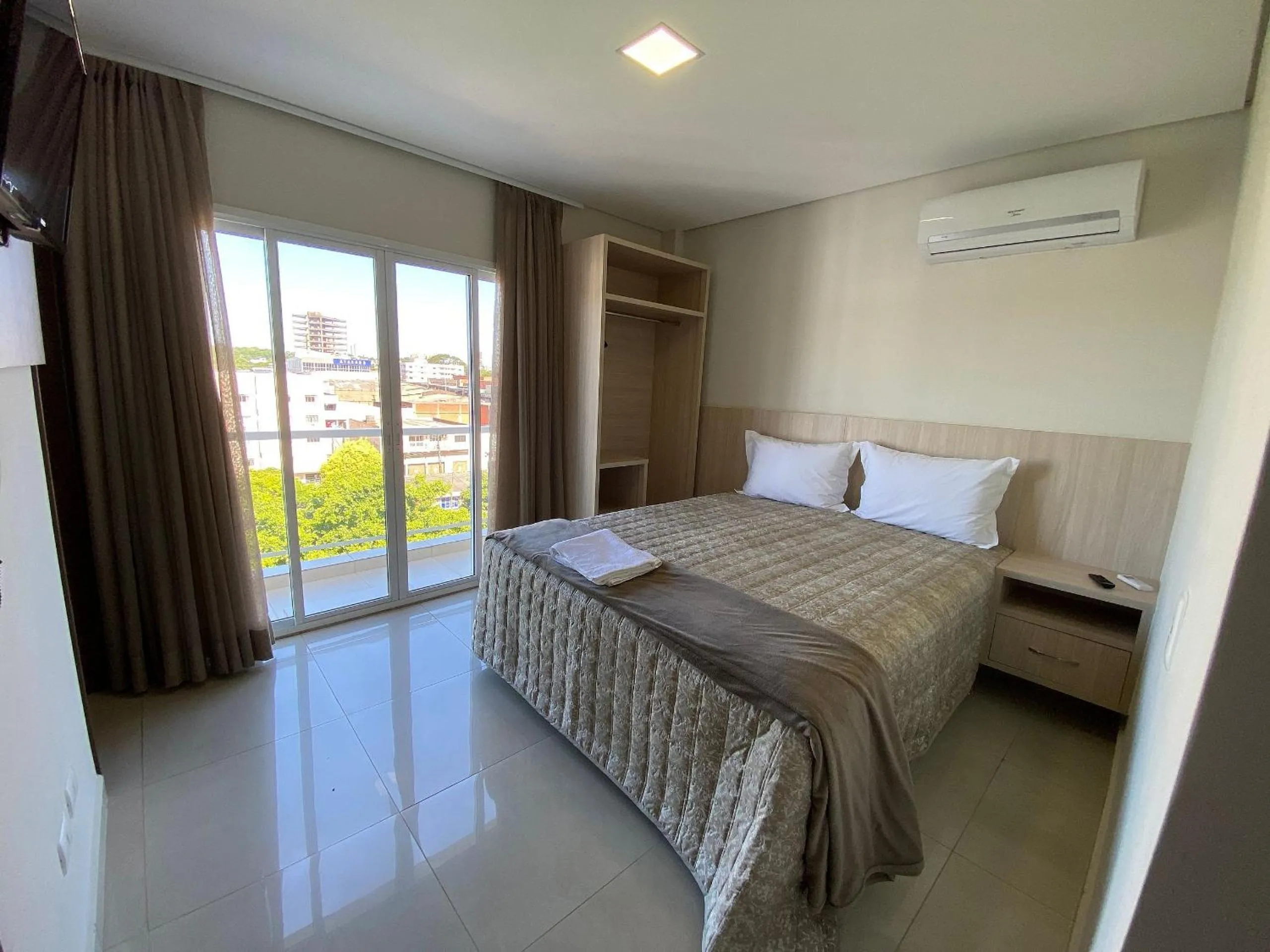 Photo of the whole room, Bed in Edifício Shalfa