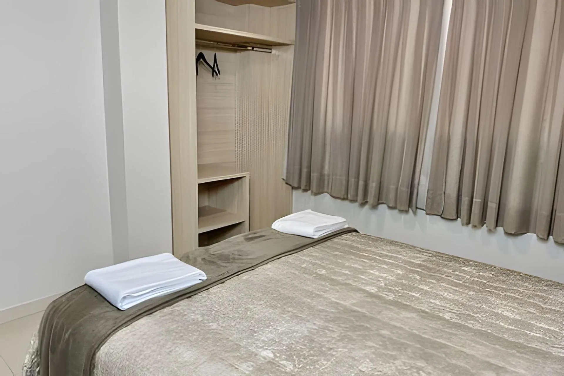 Bed in Edifício Shalfa