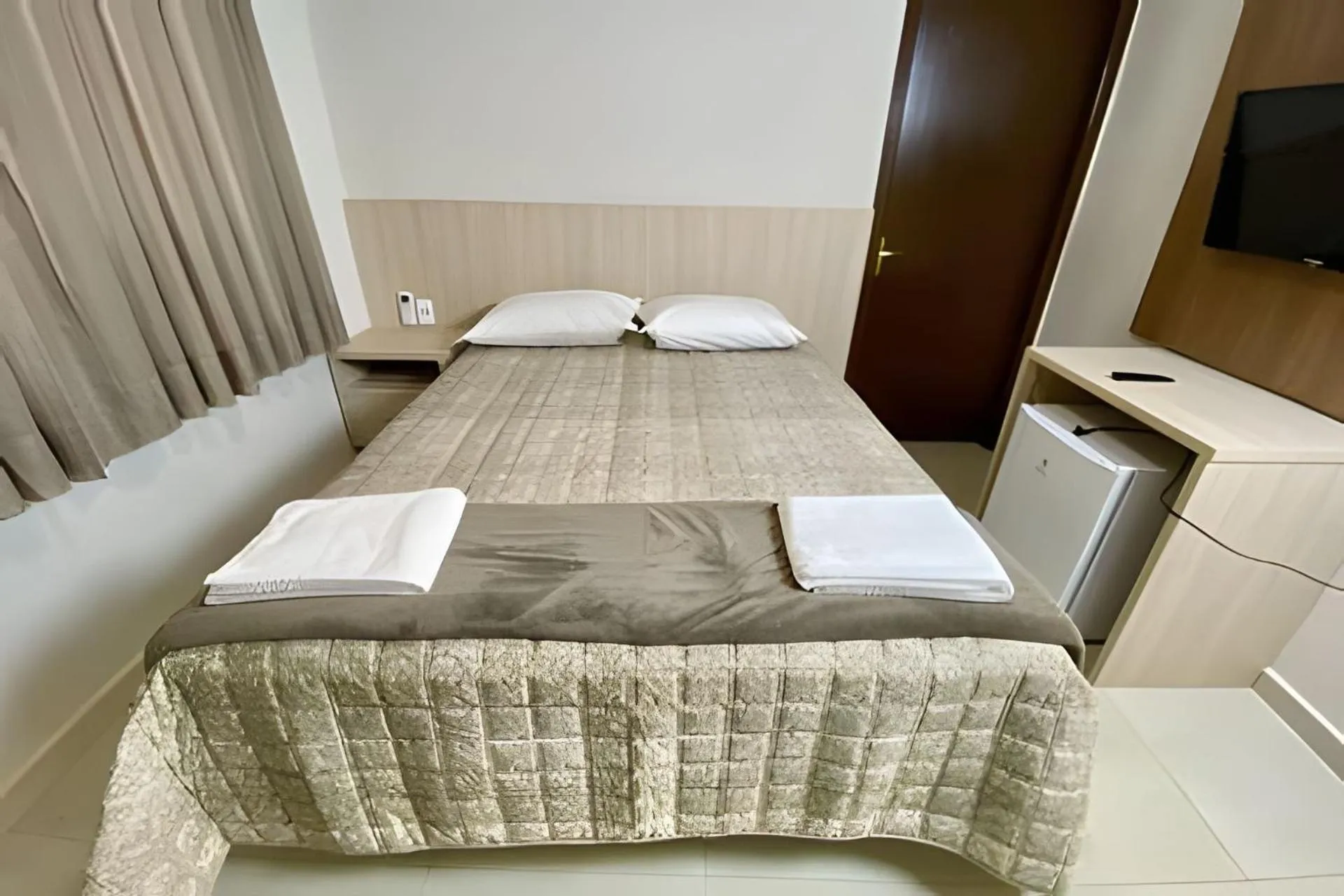 Bed in Edifício Shalfa