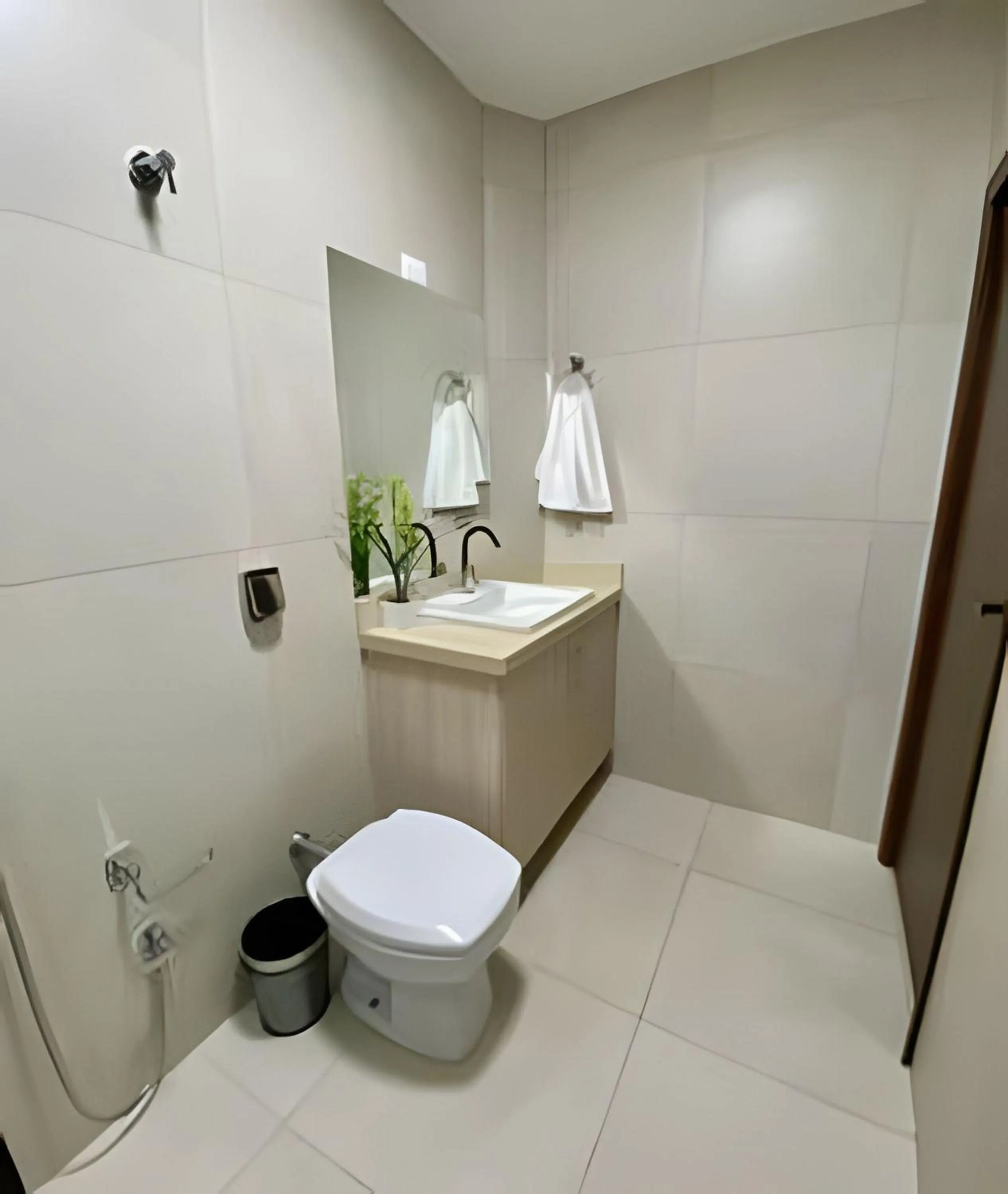 Bathroom in Edifício Shalfa