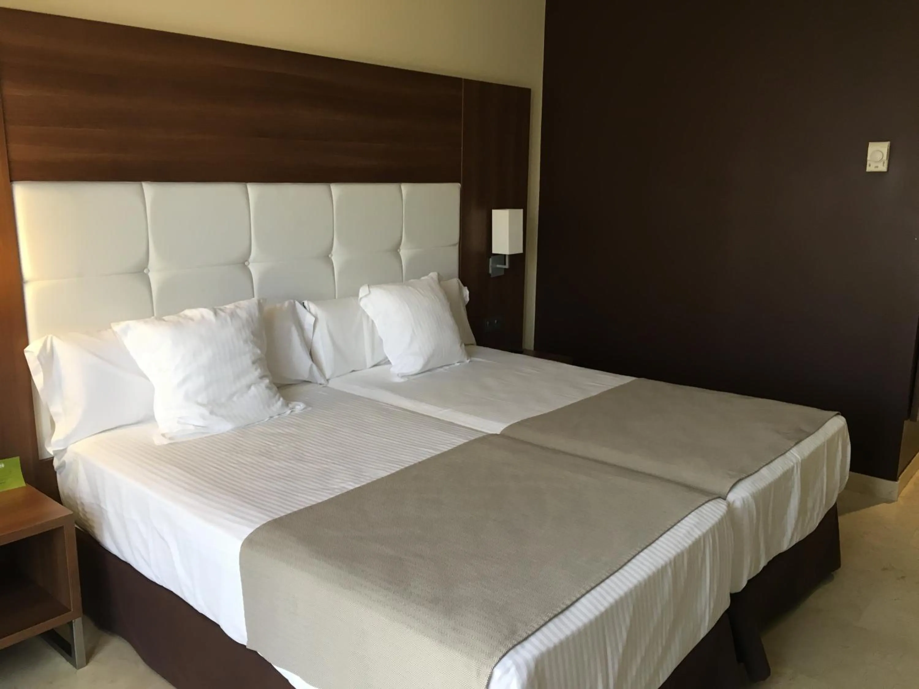 Bedroom, Bed in Spa Jardines de Lorca