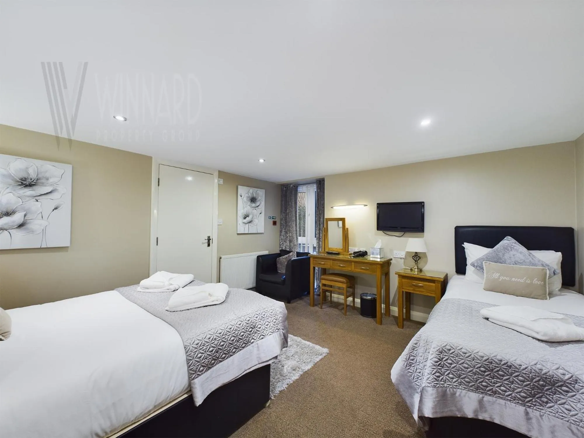 Bedroom, Bed in The Beach House, Luxury Apartments